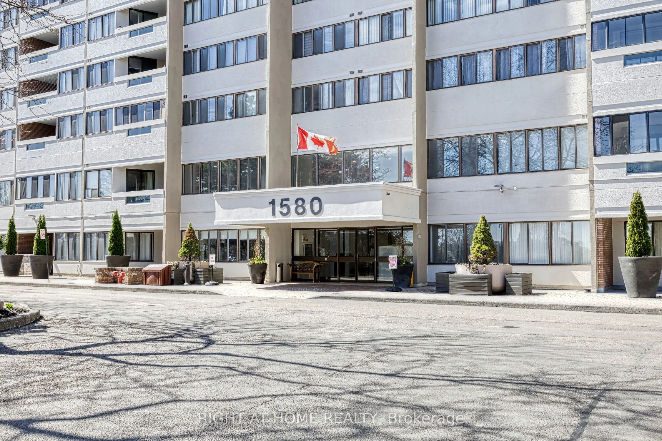 1580 Mississauga Valley, #205