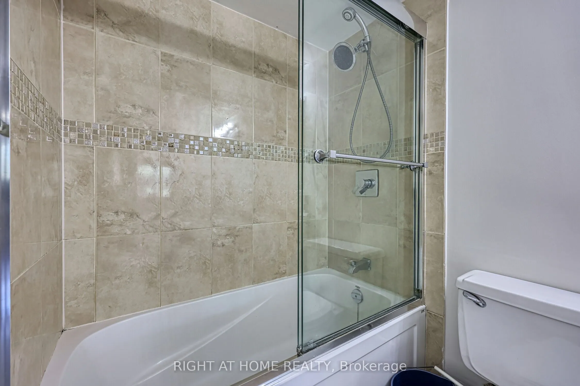 1580 Mississauga Valley, #205