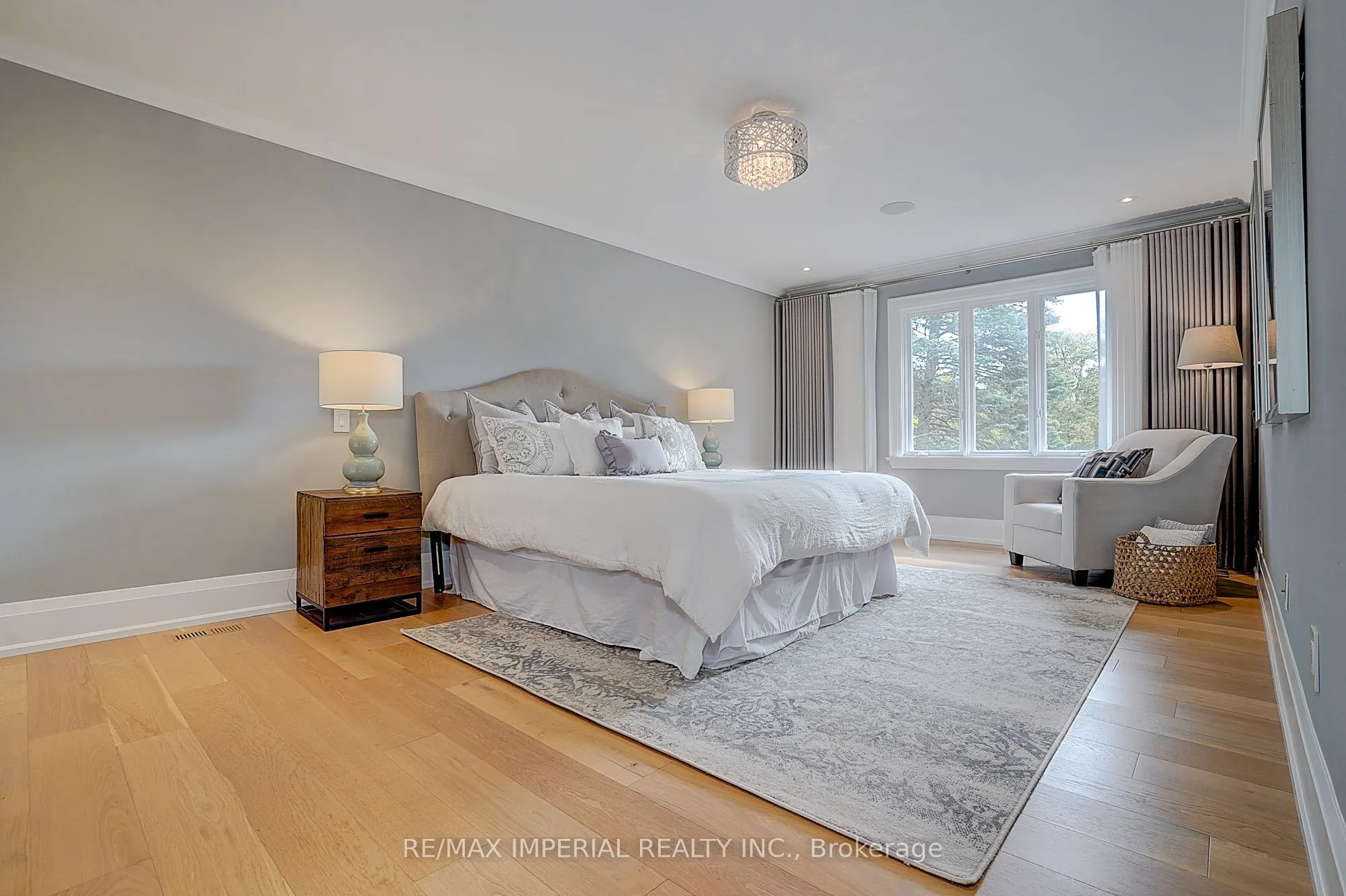 1832 Pine Siskin Court