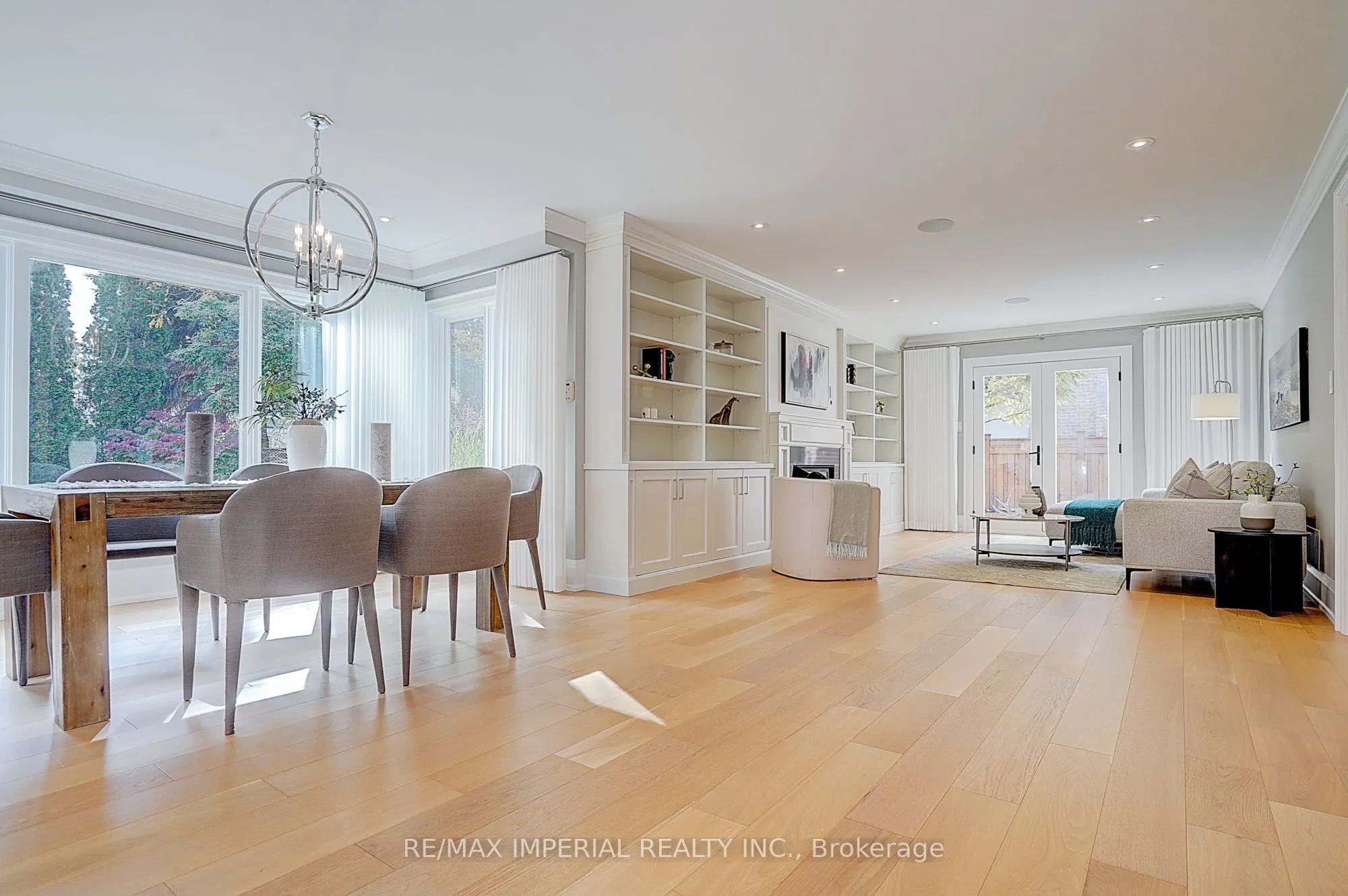 1832 Pine Siskin Court