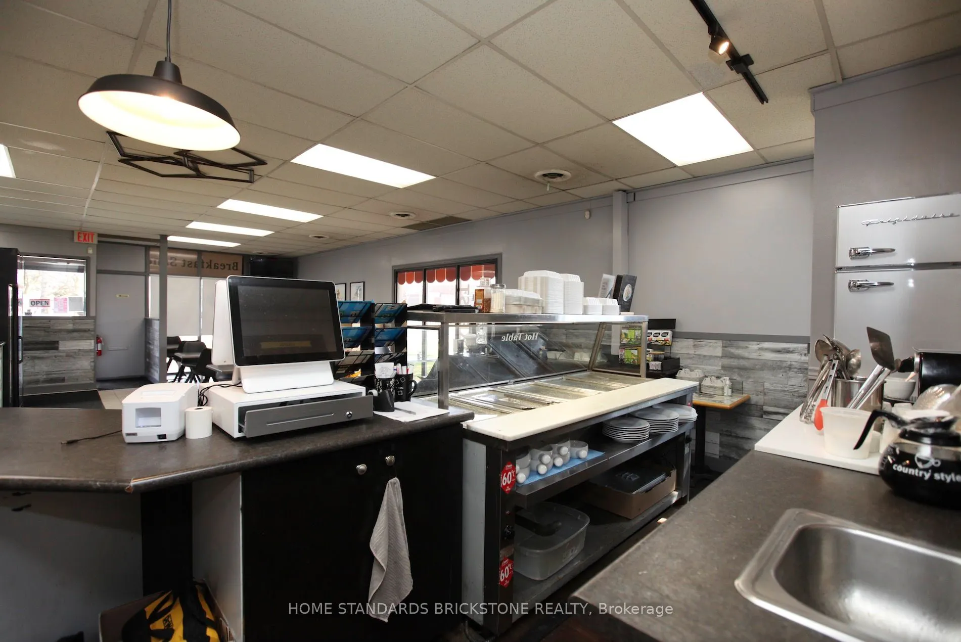 4069 Chesswood Drive