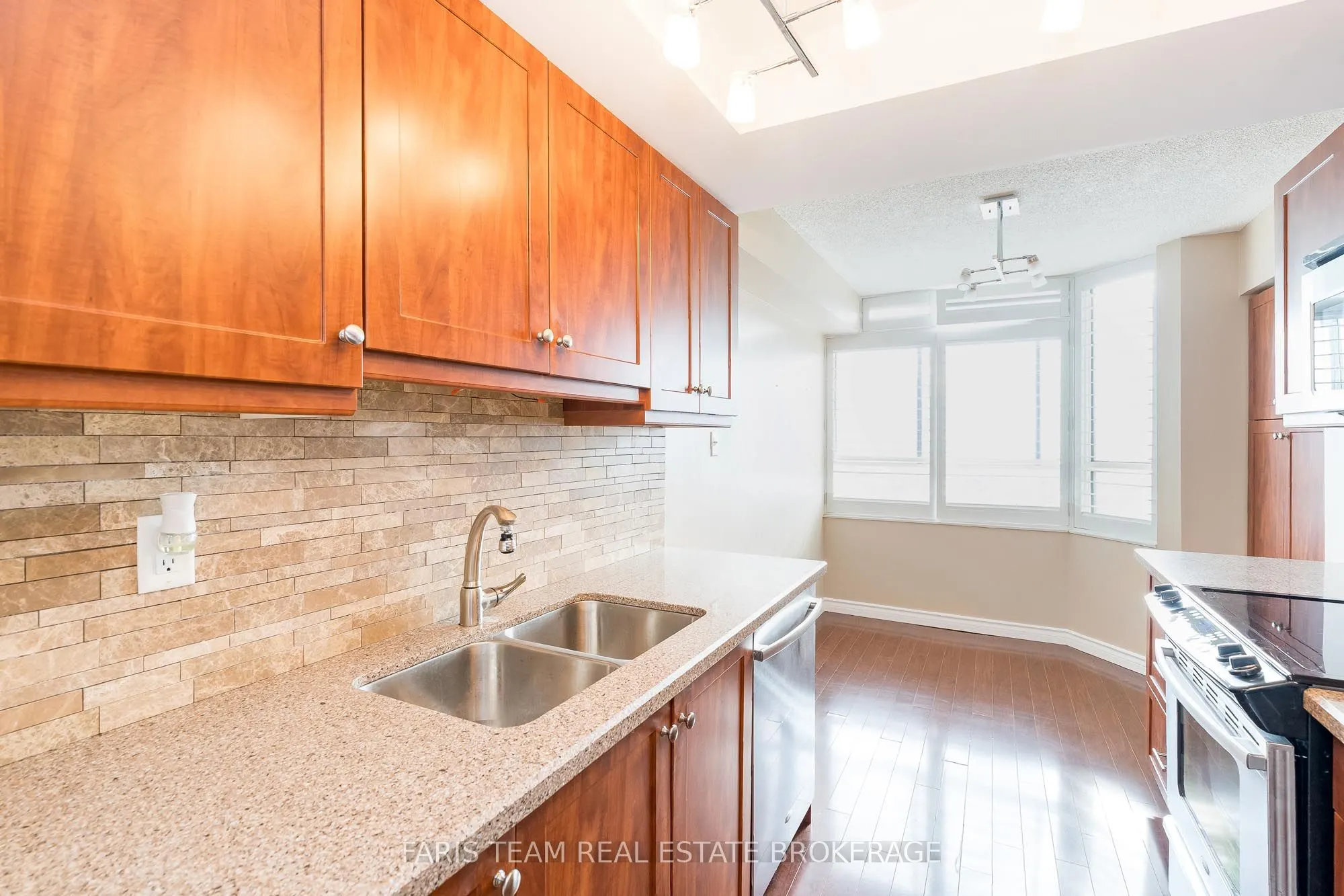 100 County Court Boulevard, #1510