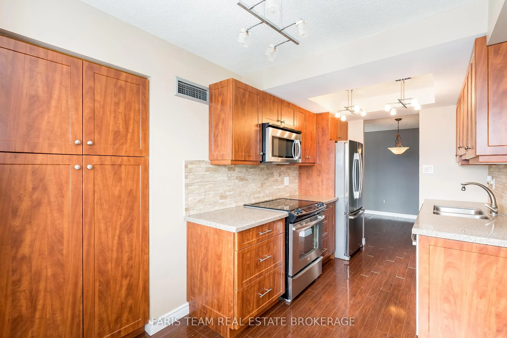 100 County Court Boulevard, #1510