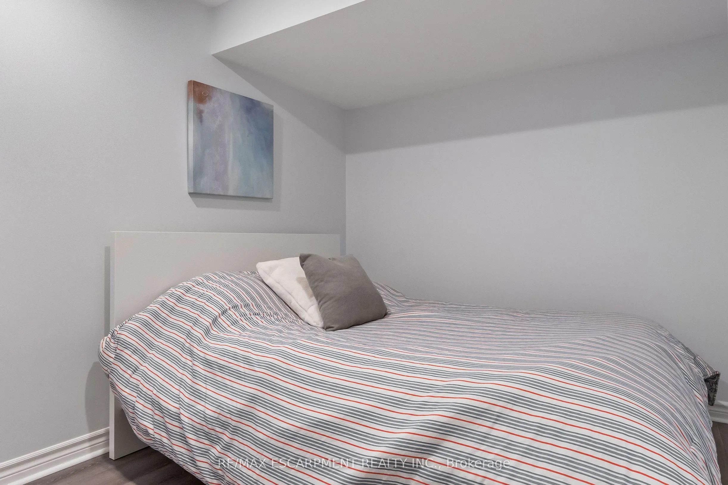 2421 Susquehanna Court