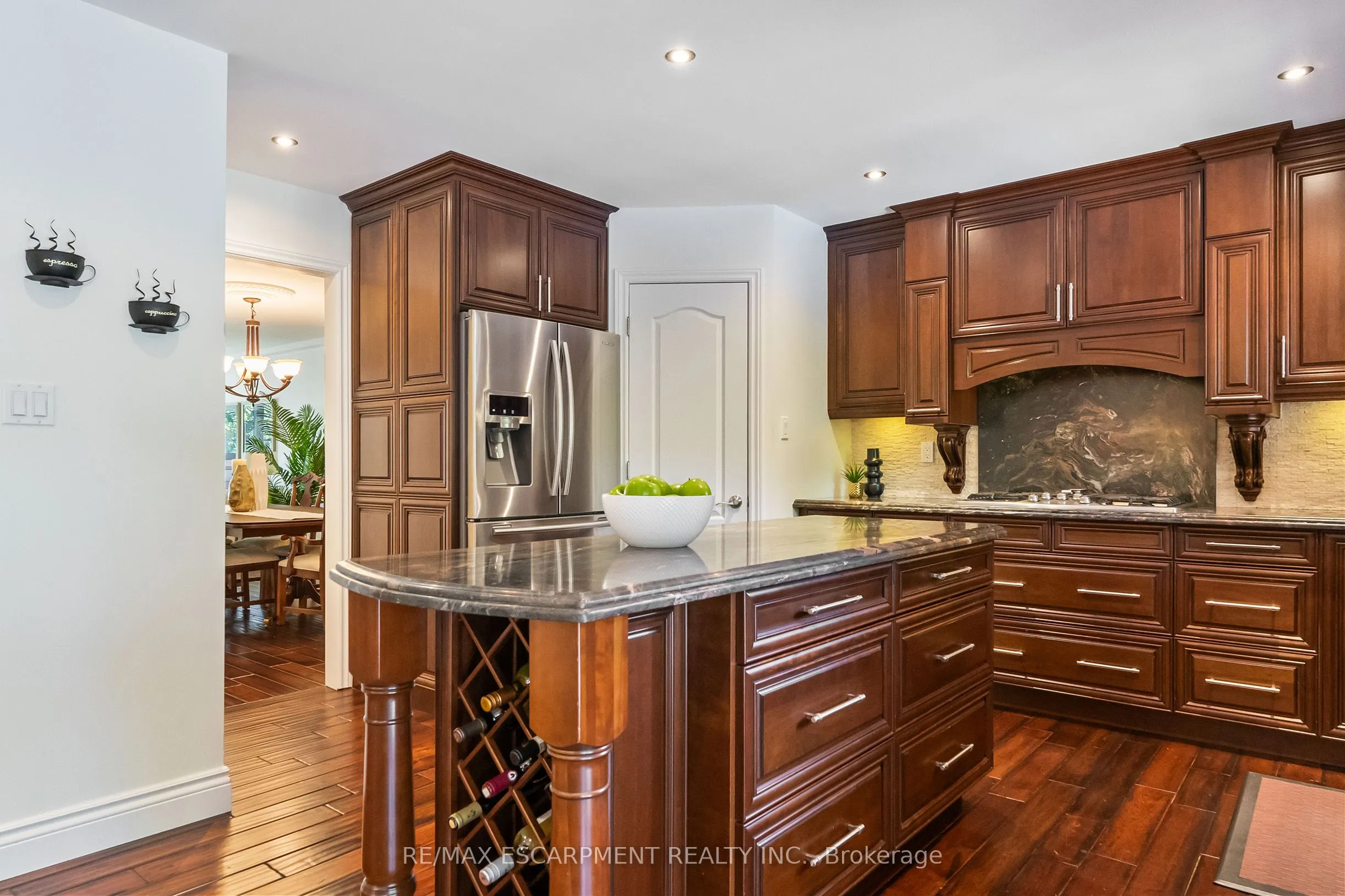 2421 Susquehanna Court