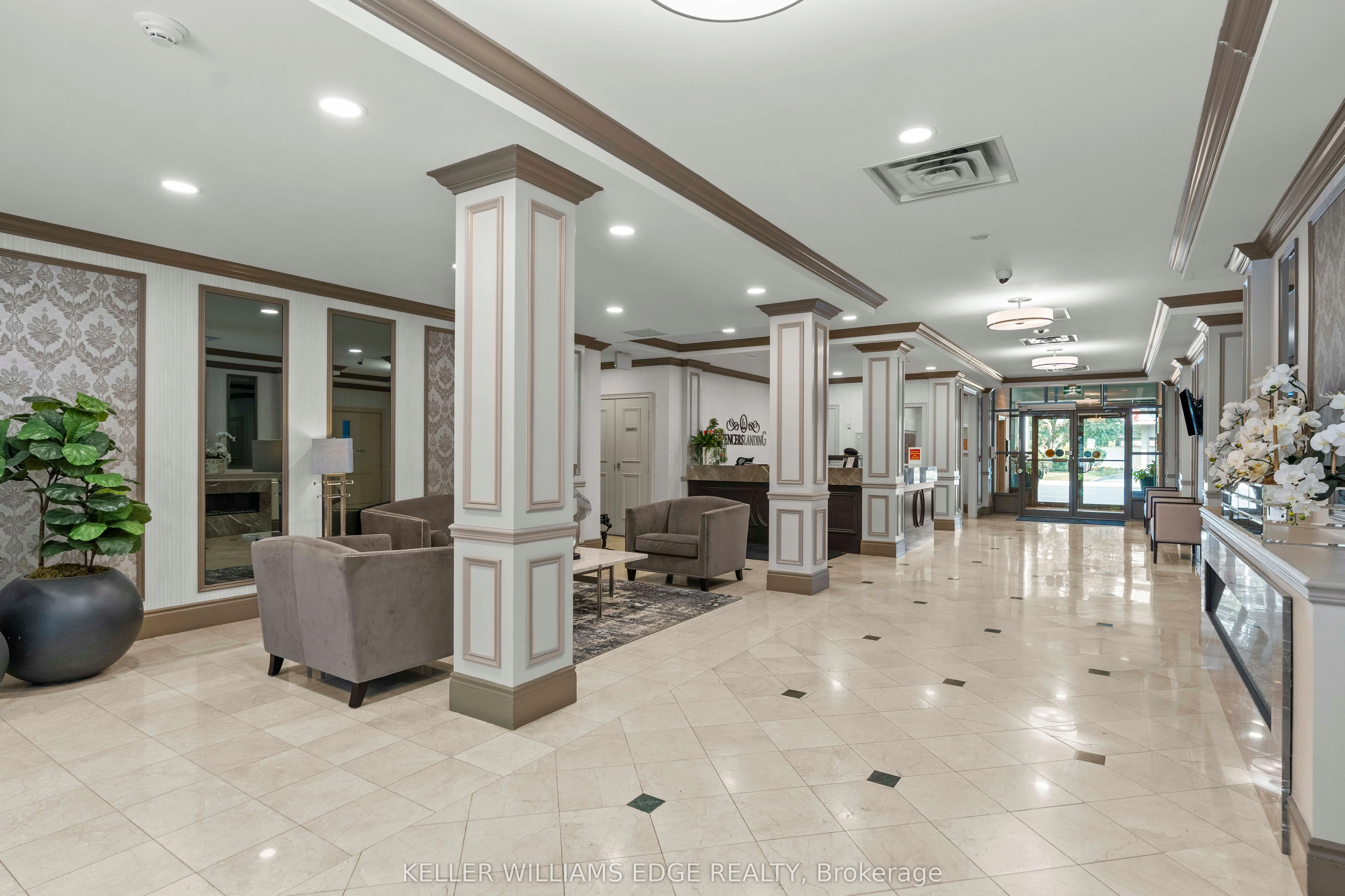 442 Maple Avenue, #401