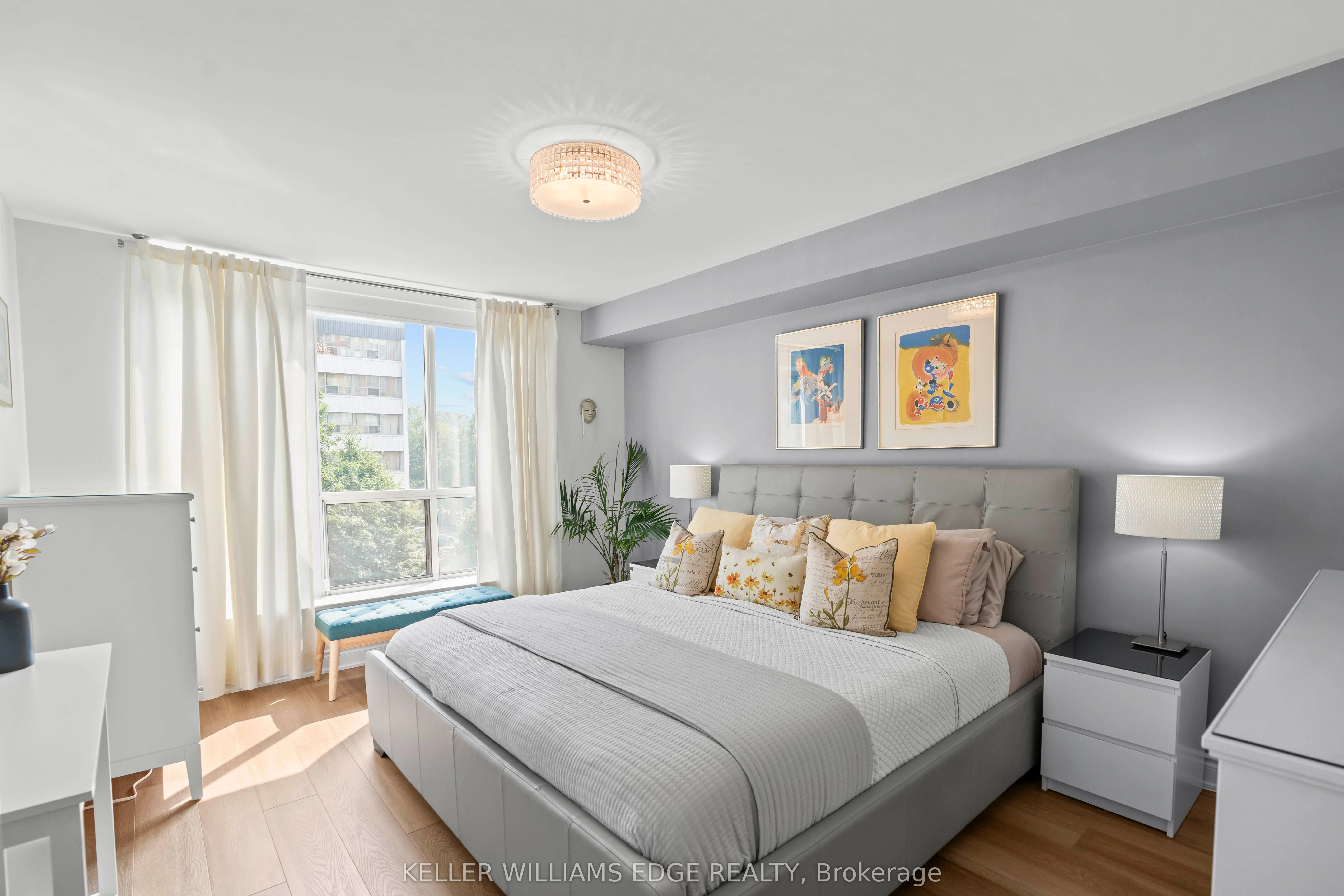 442 Maple Avenue, #401