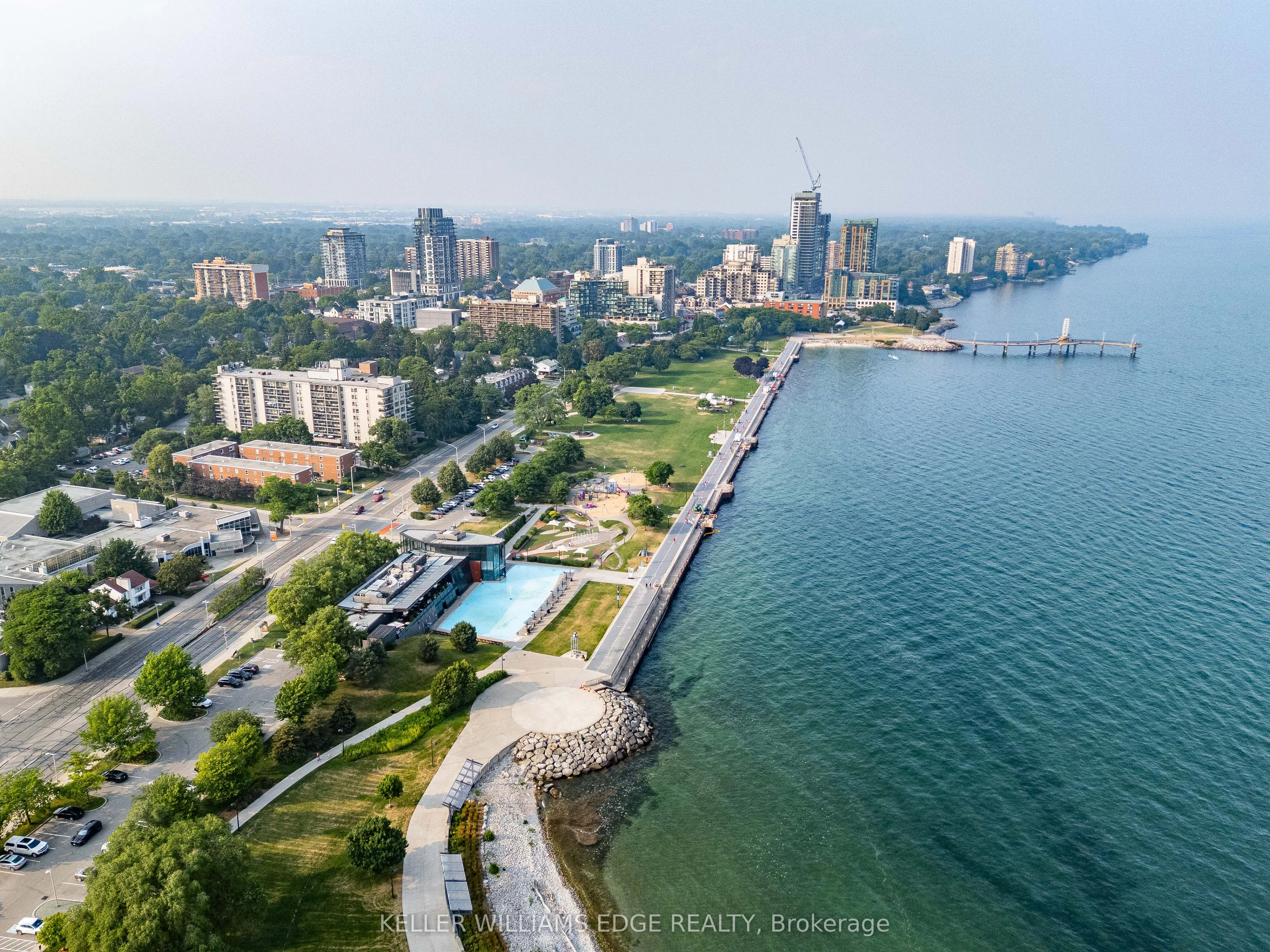 442 Maple Avenue, #401