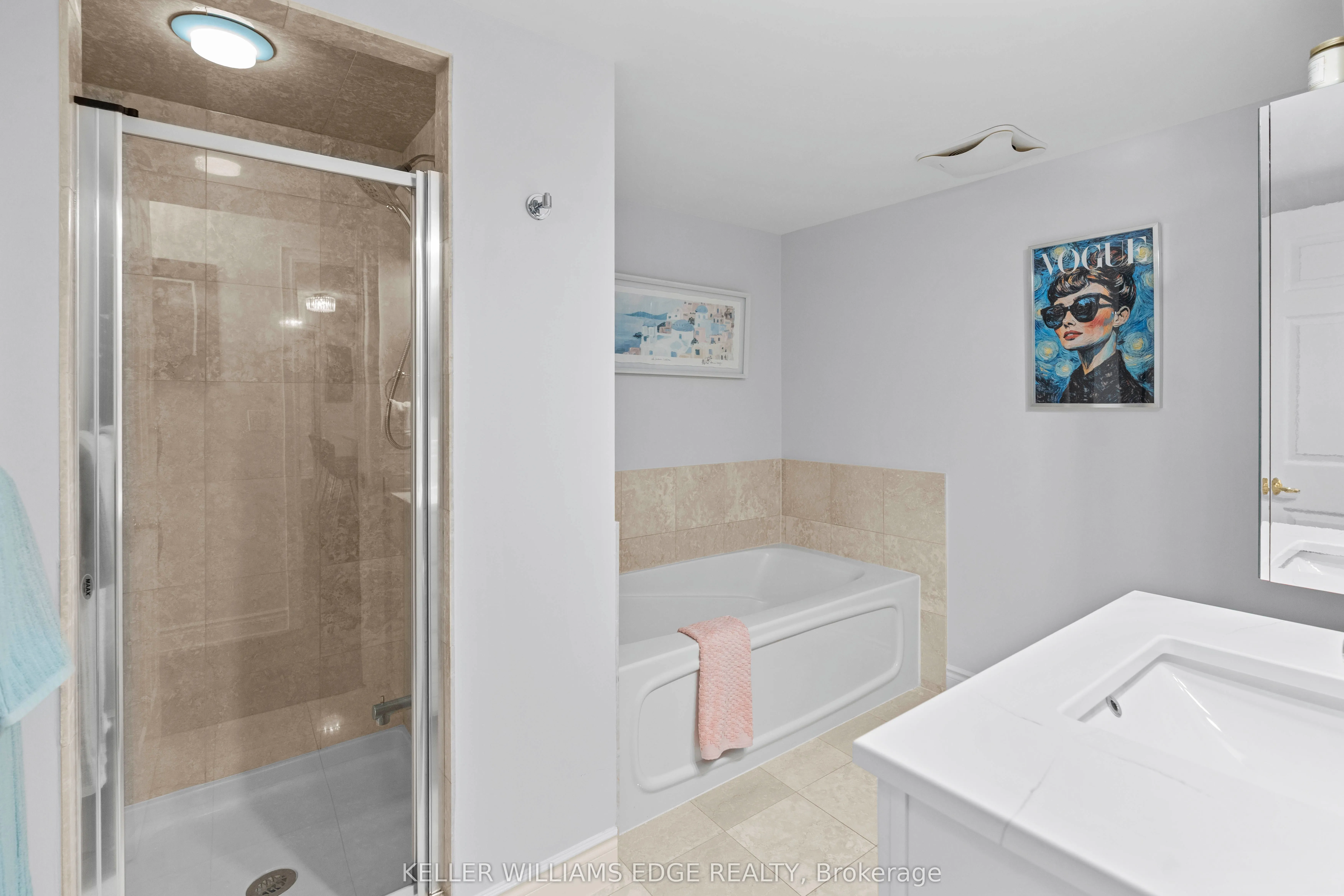 442 Maple Avenue, #401