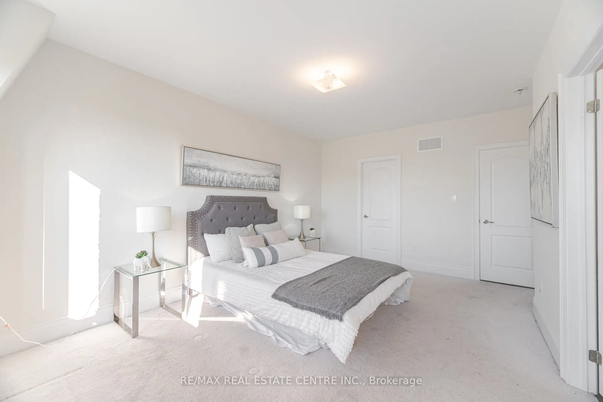 20 Foxsparrow Road