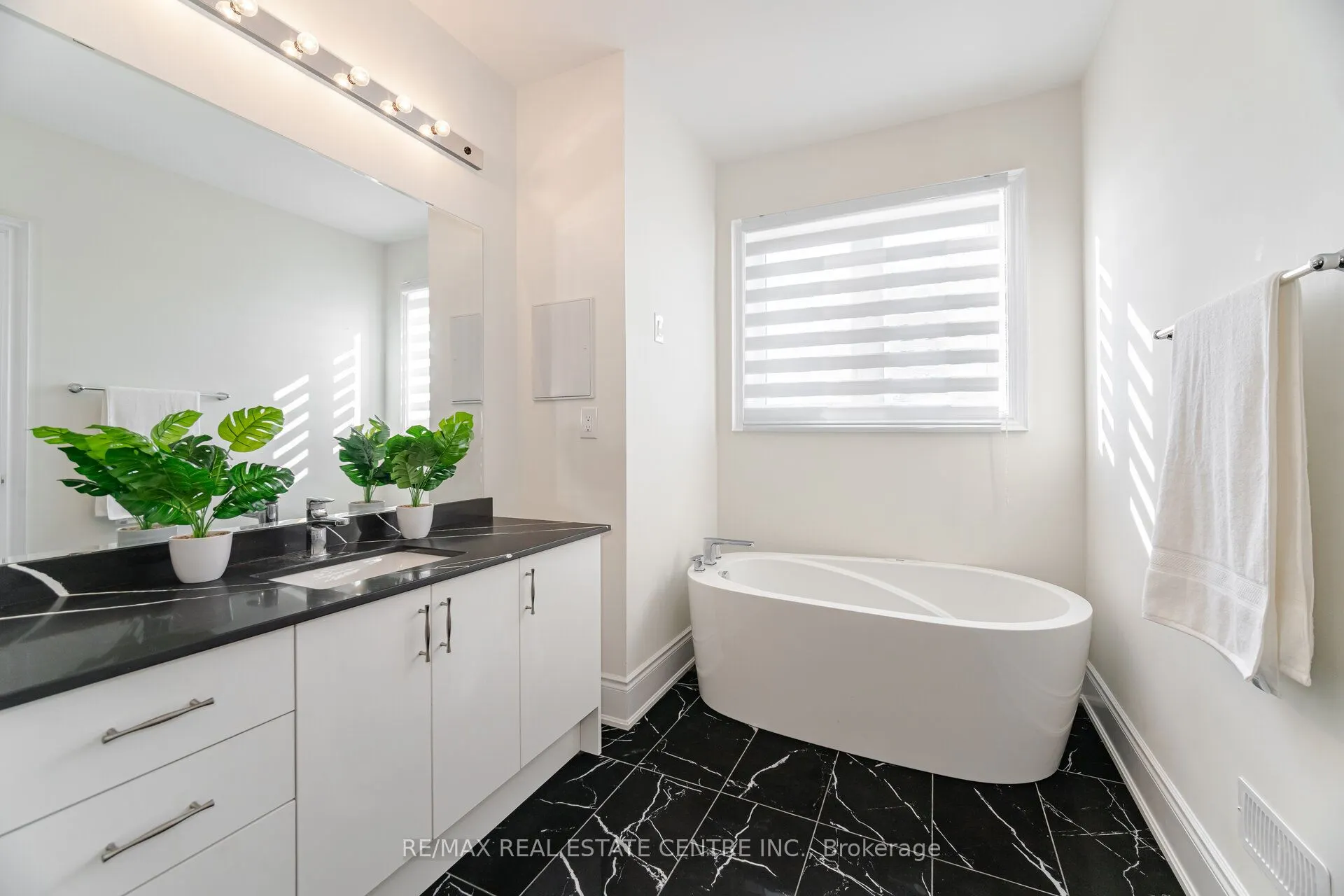 20 Foxsparrow Road