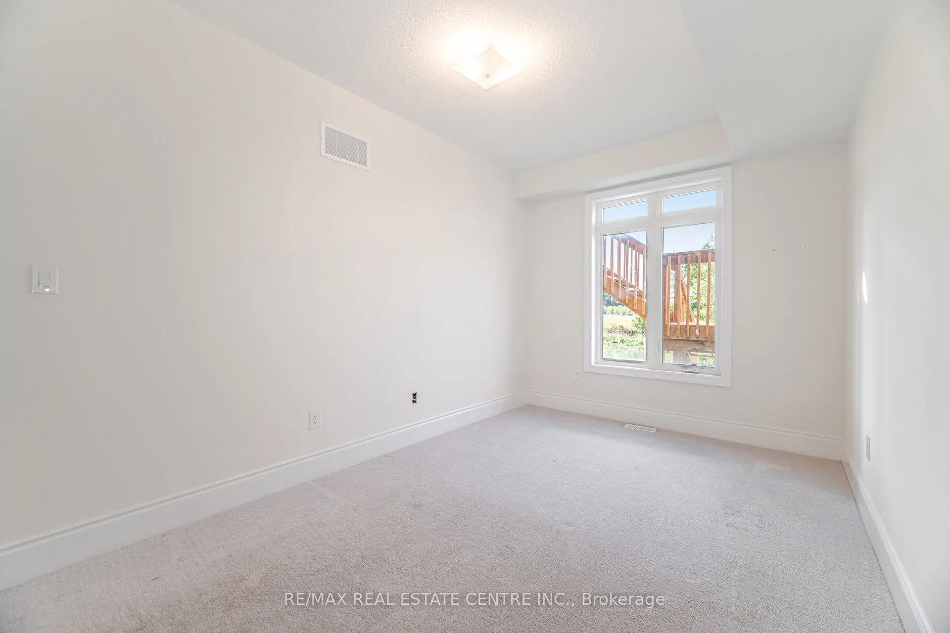 20 Foxsparrow Road