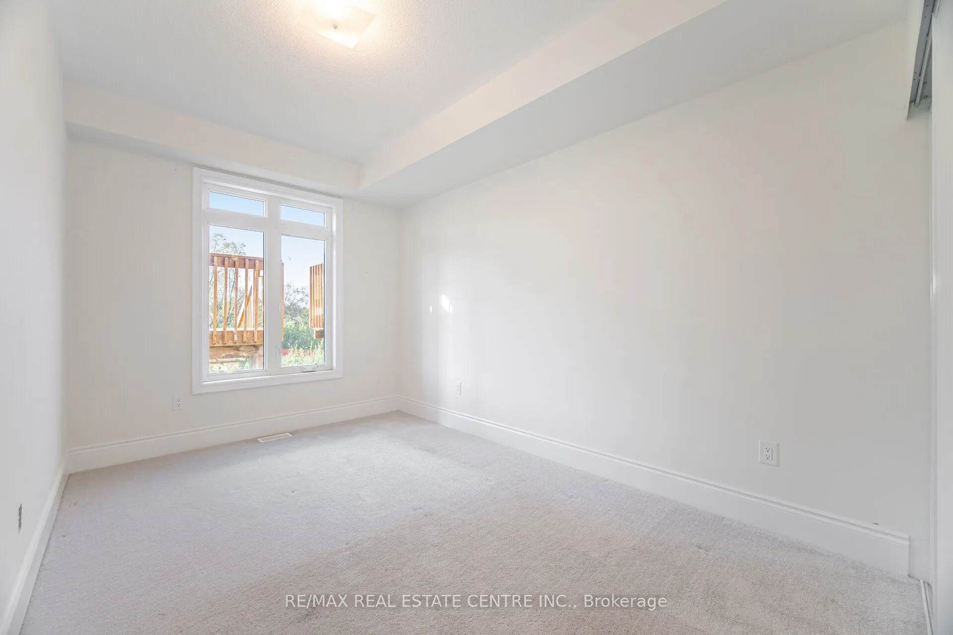 20 Foxsparrow Road