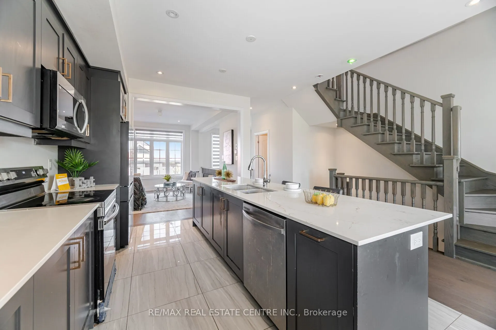 20 Foxsparrow Road
