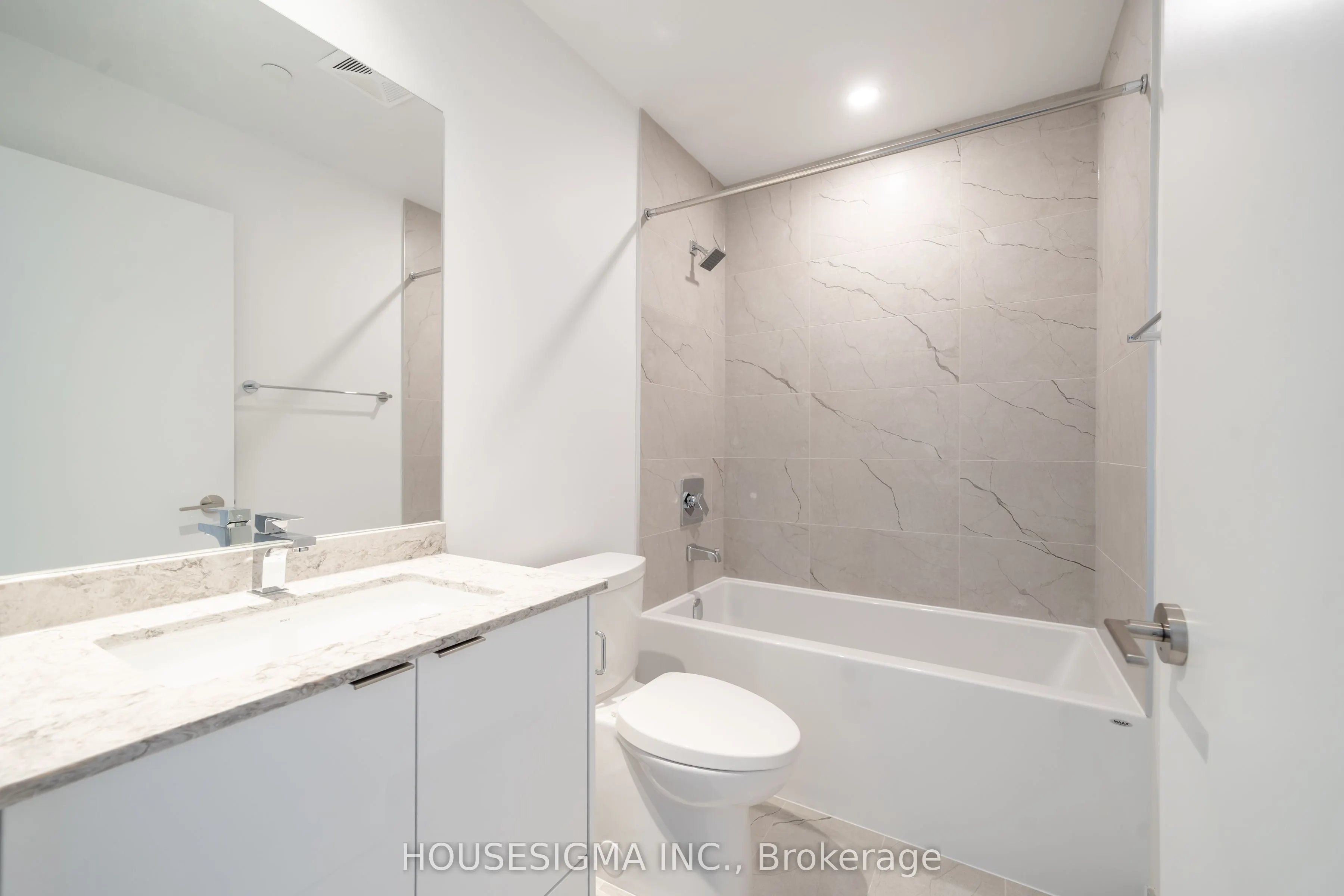 1928 Lake Shore Boulevard W, #2201