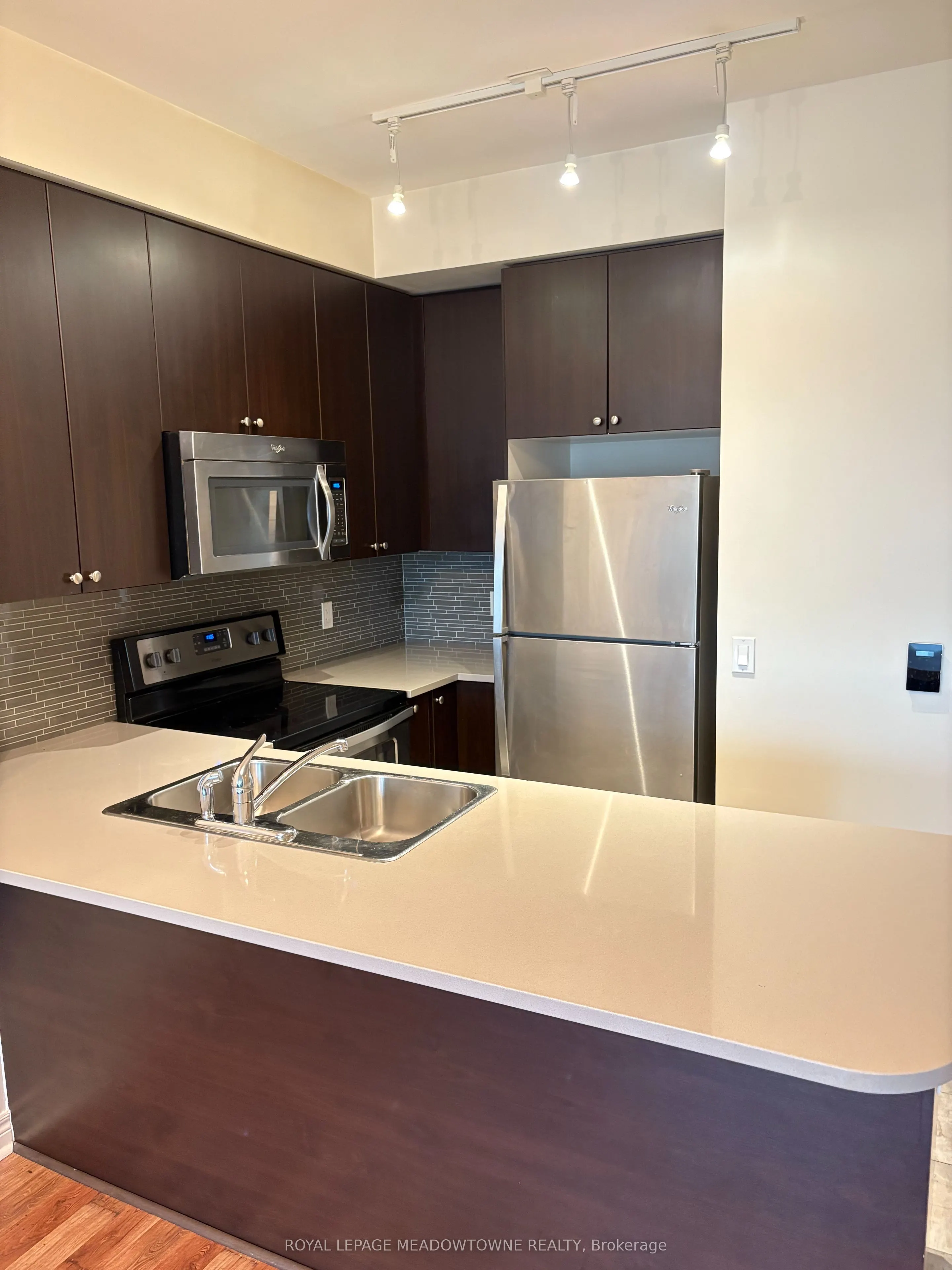 339 Rathburn Road W, #512