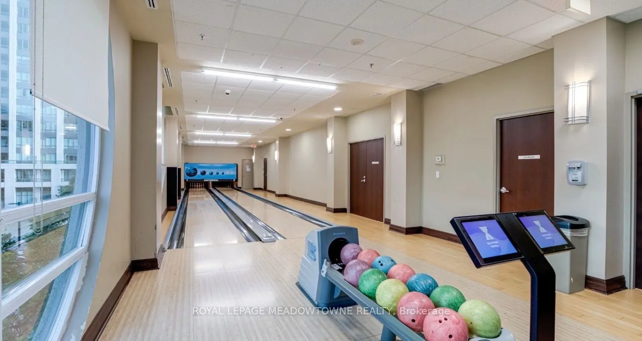 339 Rathburn Road W, #512