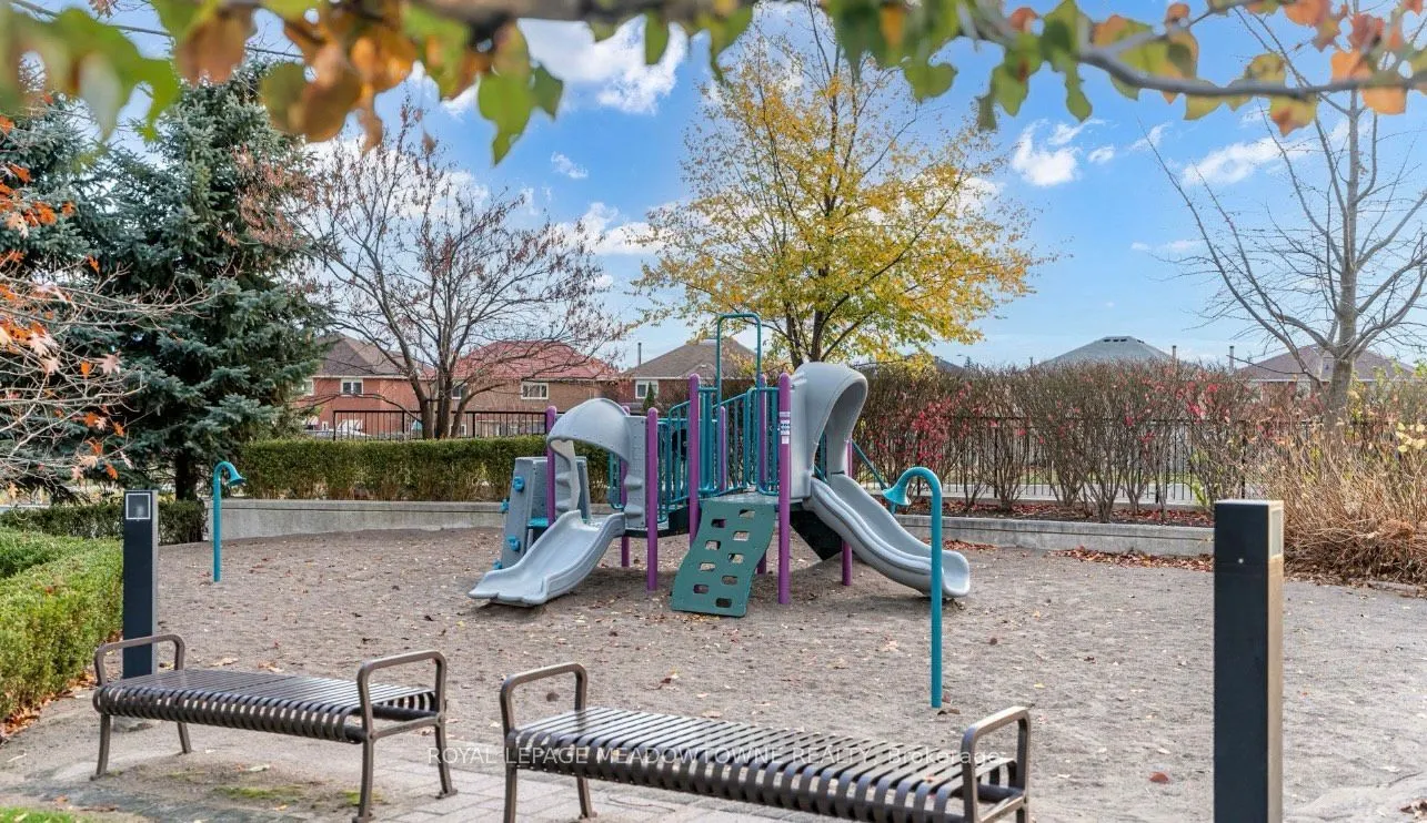 339 Rathburn Road W, #512