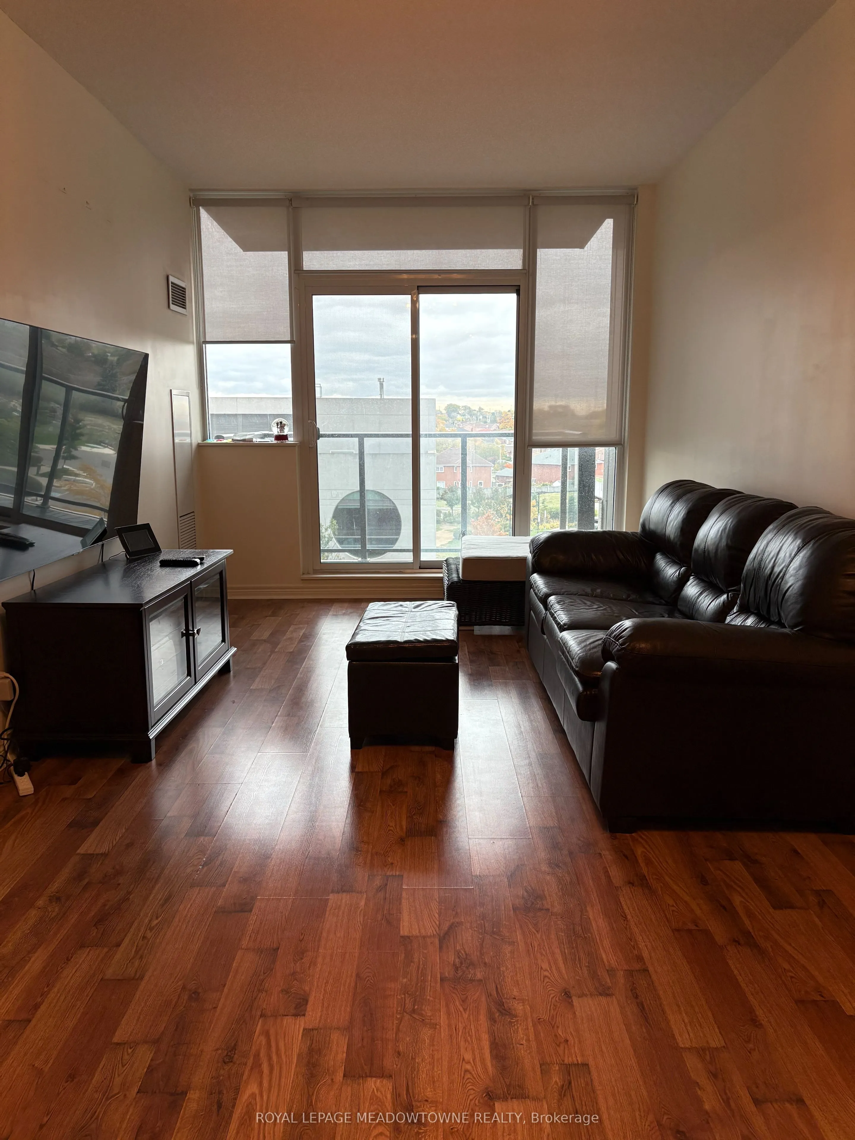 339 Rathburn Road W, #512