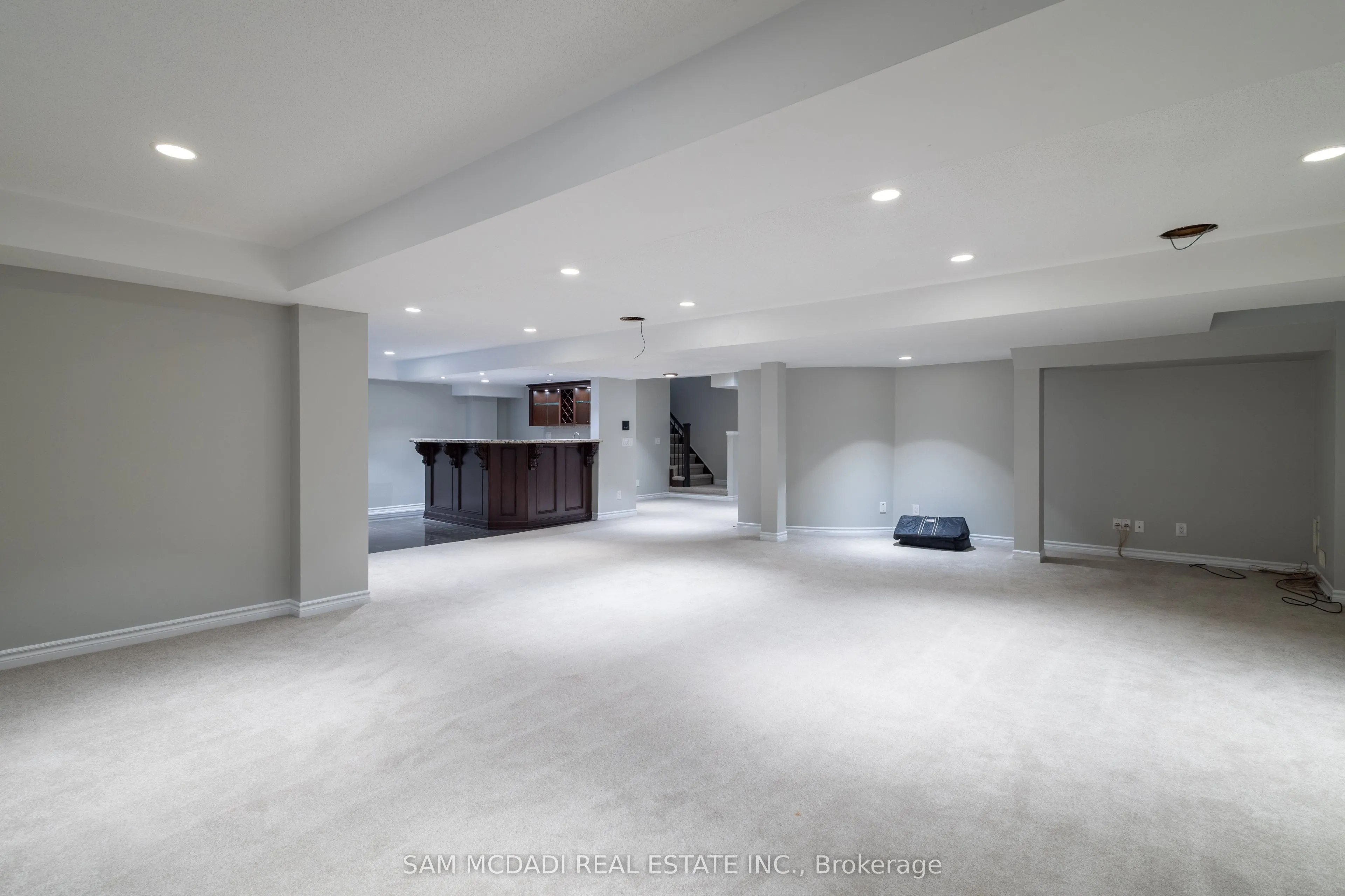 5572 Trailbank Drive