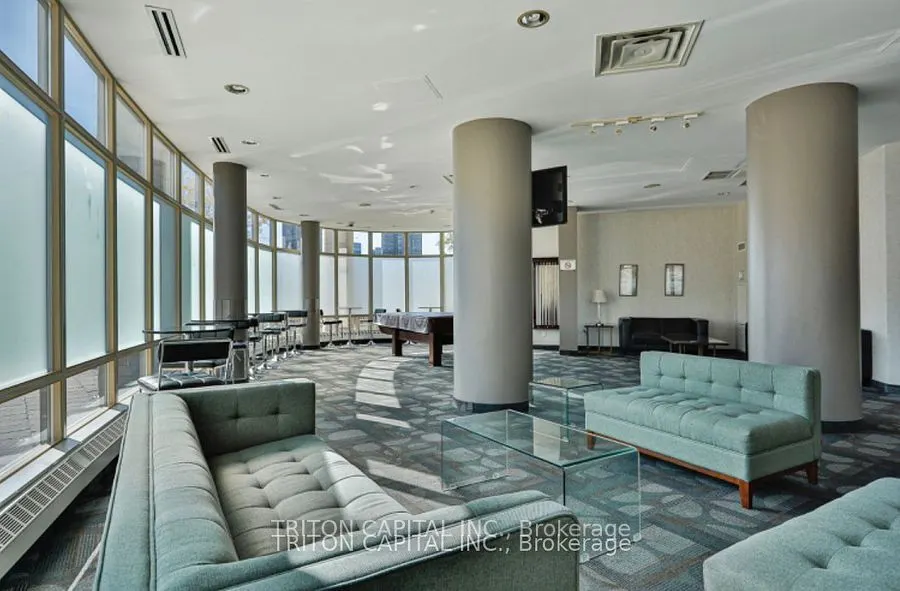 9 Windermere Avenue, #TH99