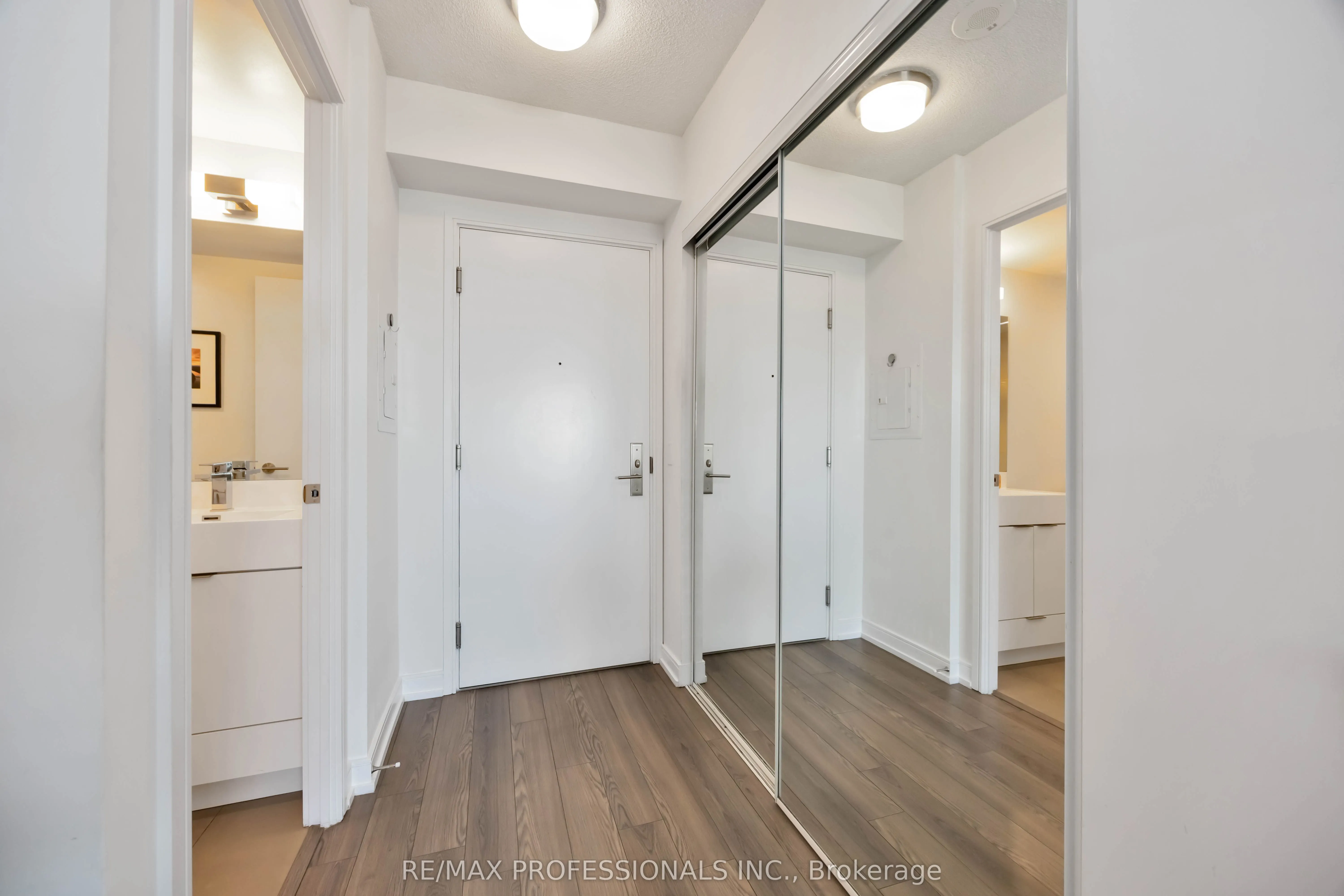 20 Thomas Riley Road W, #1310