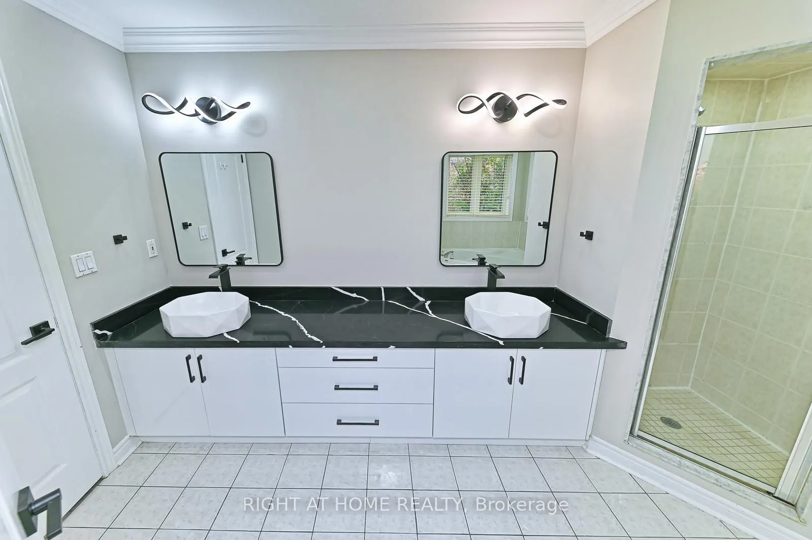 6843 Campbell Settler Court E