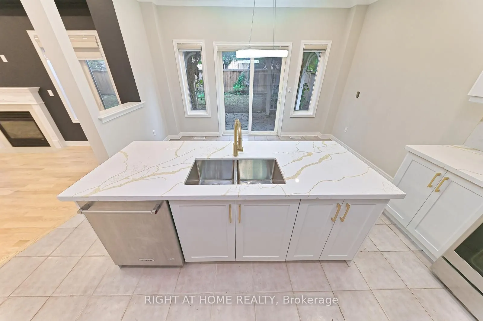 6843 Campbell Settler Court E