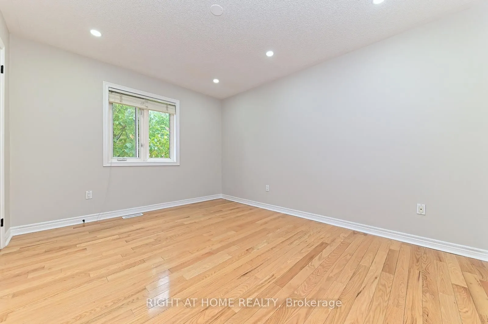 6843 Campbell Settler Court E