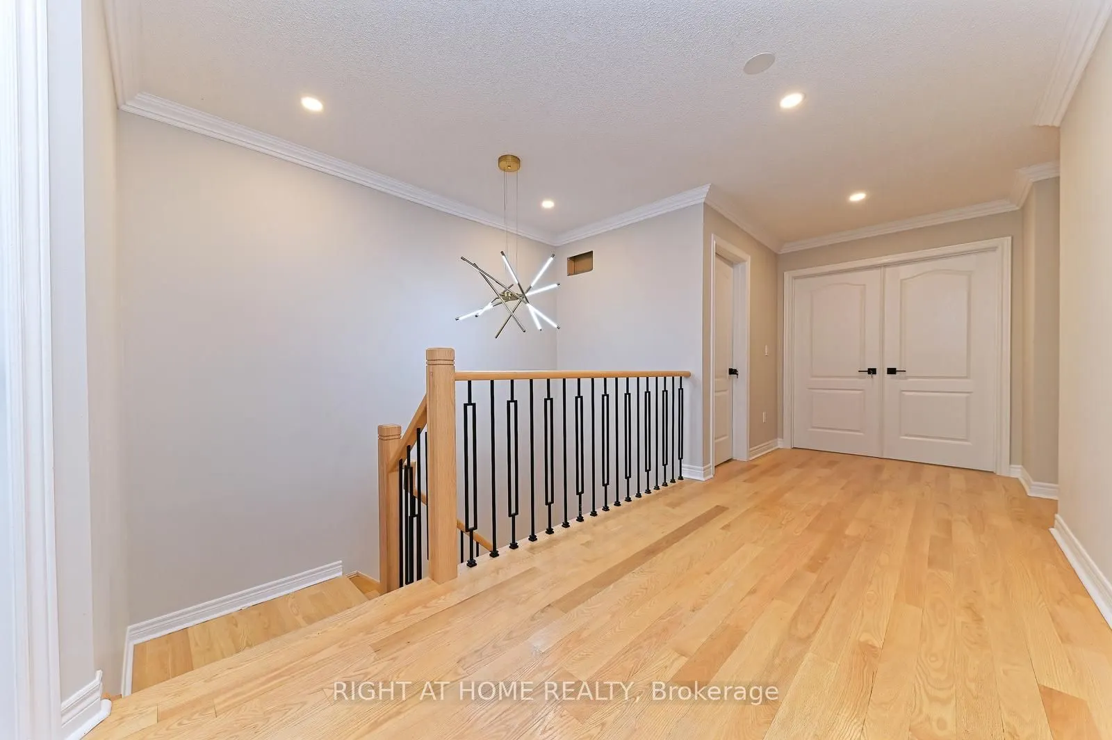 6843 Campbell Settler Court E