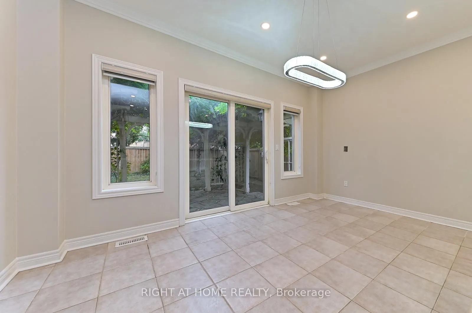 6843 Campbell Settler Court E