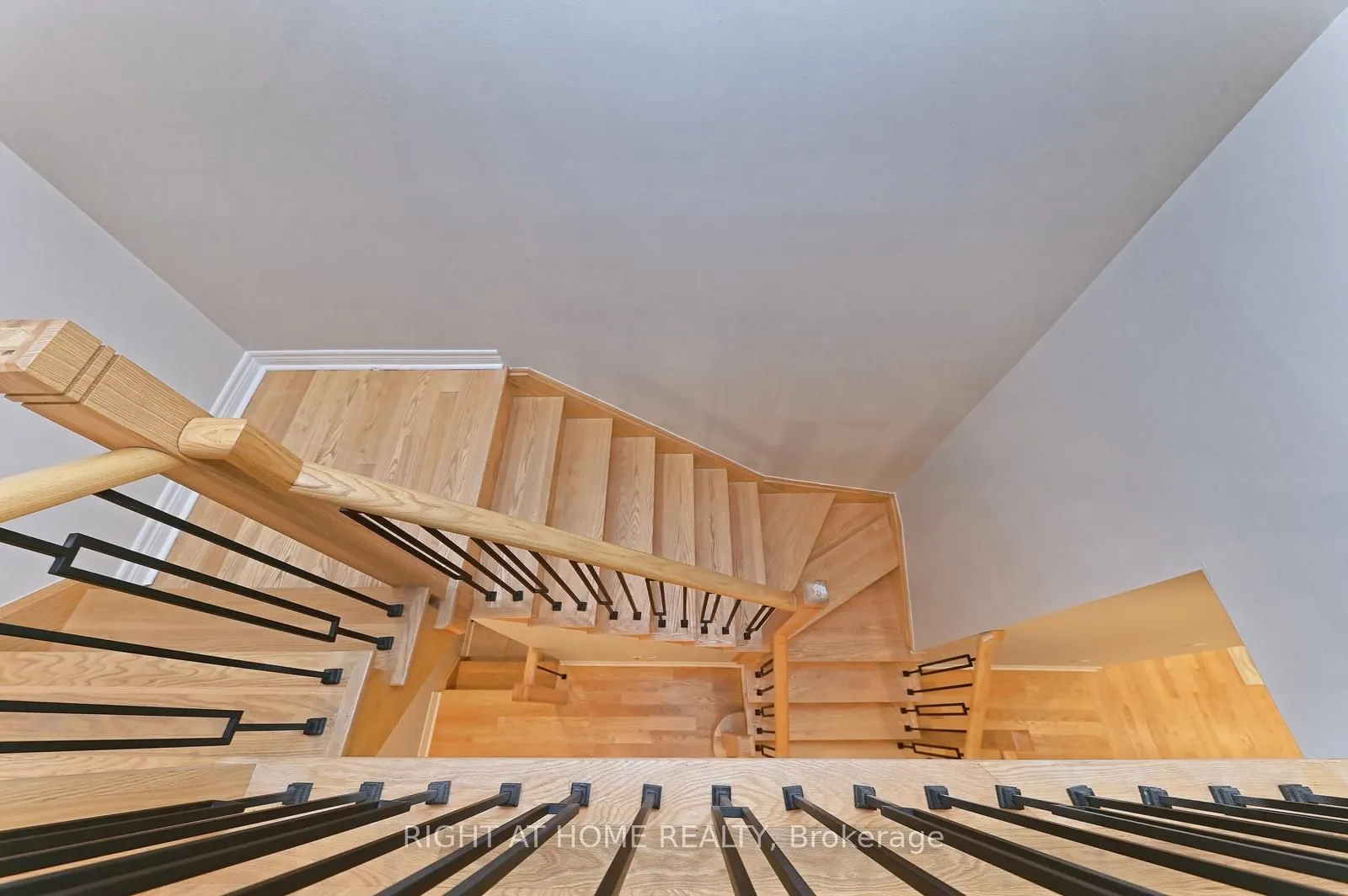 6843 Campbell Settler Court E