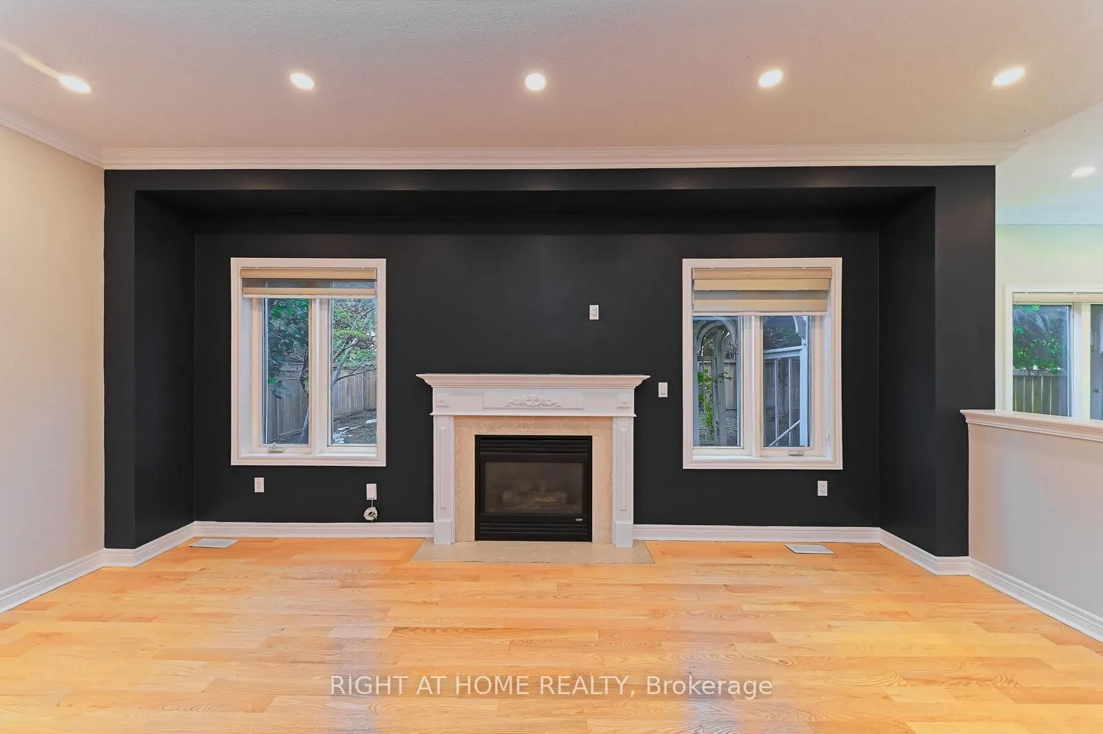 6843 Campbell Settler Court E