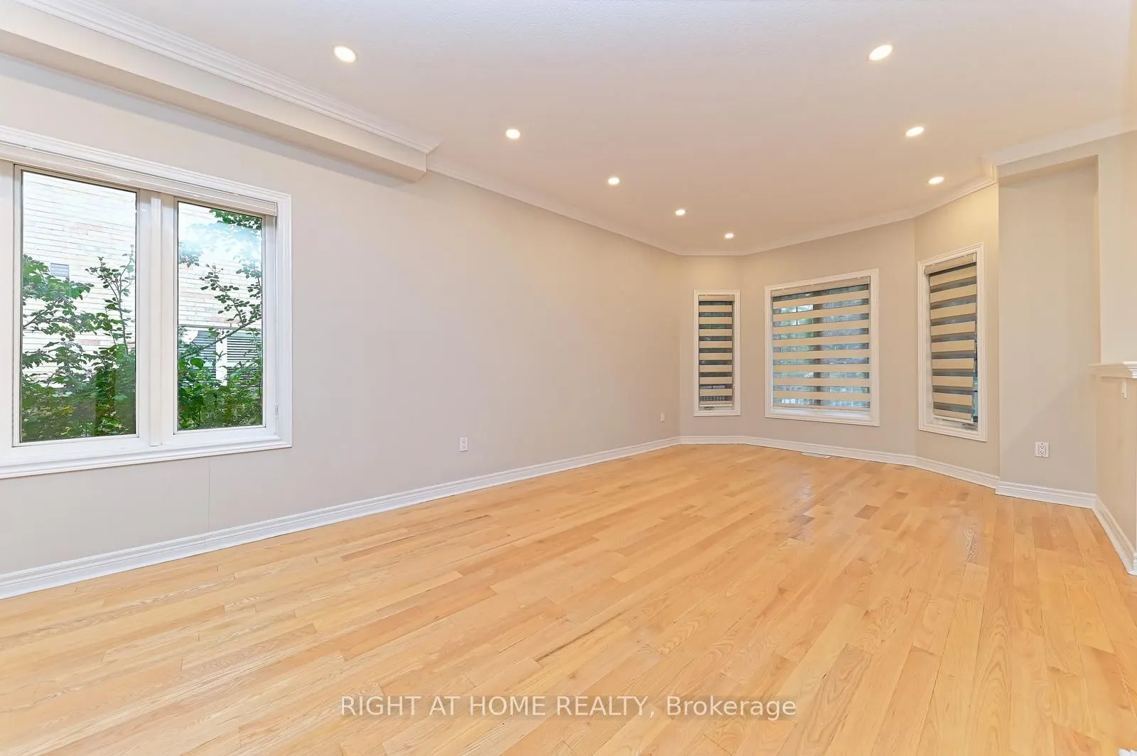 6843 Campbell Settler Court E