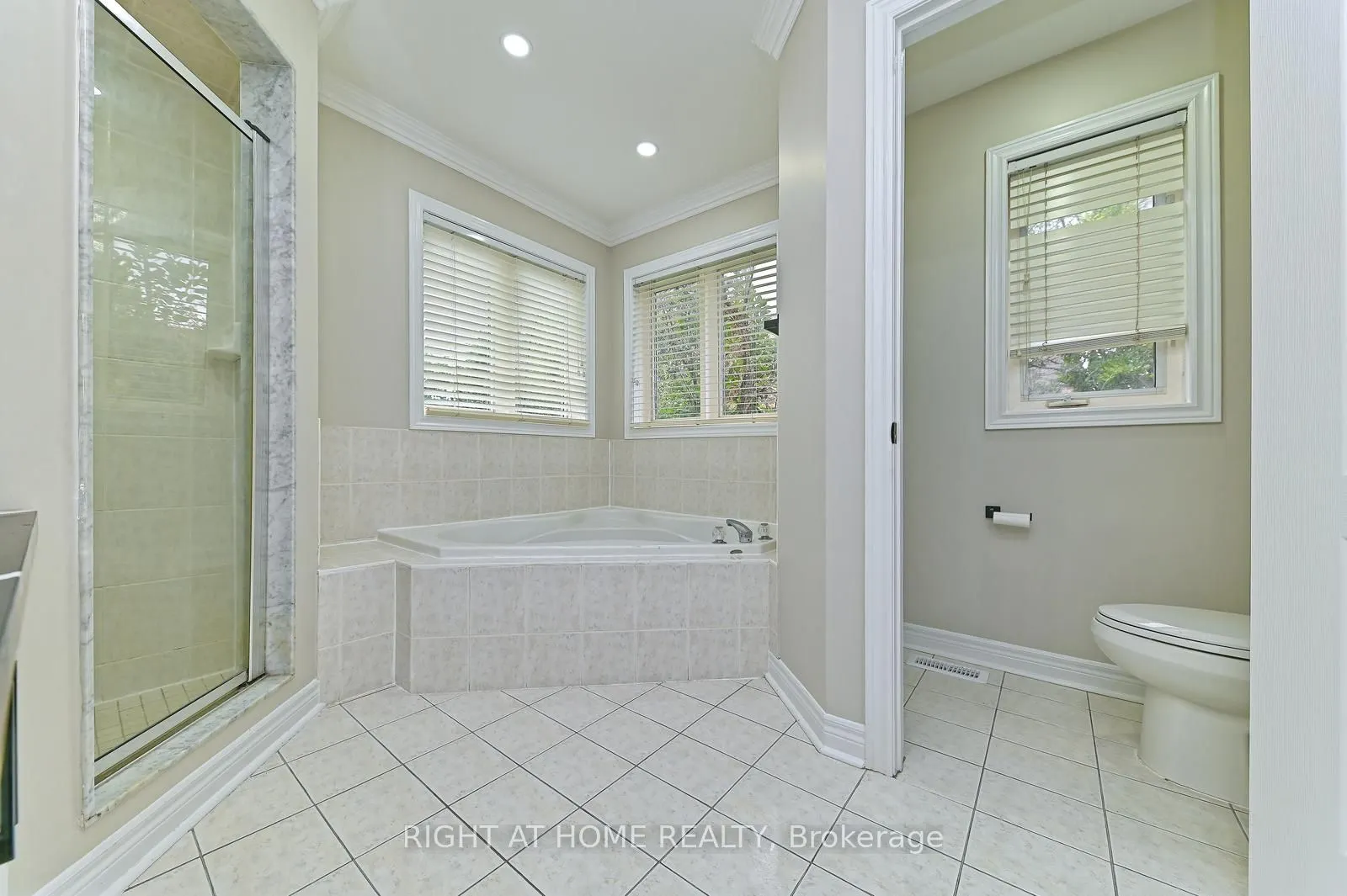 6843 Campbell Settler Court E