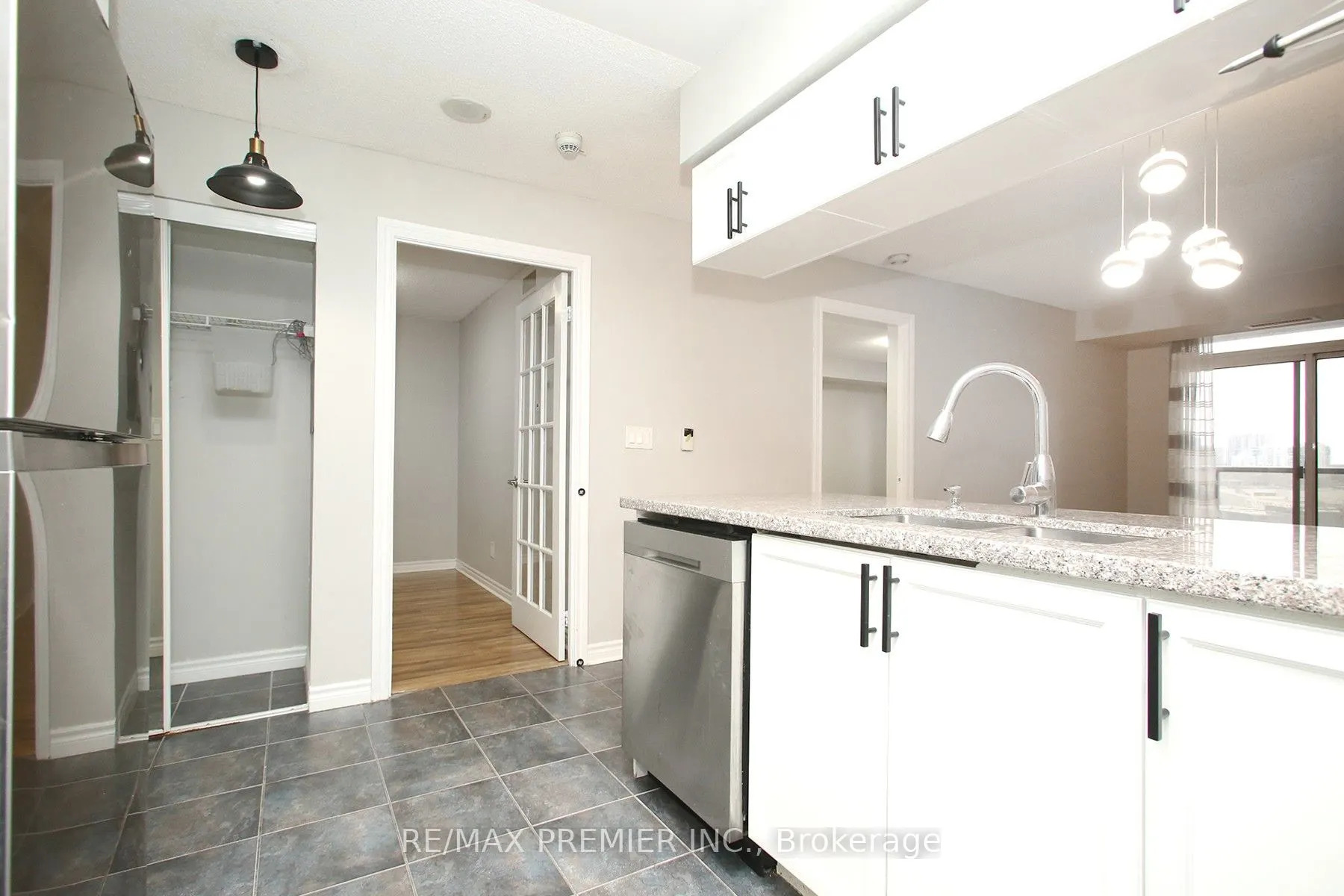 3888 Duke of York Boulevard, #1422