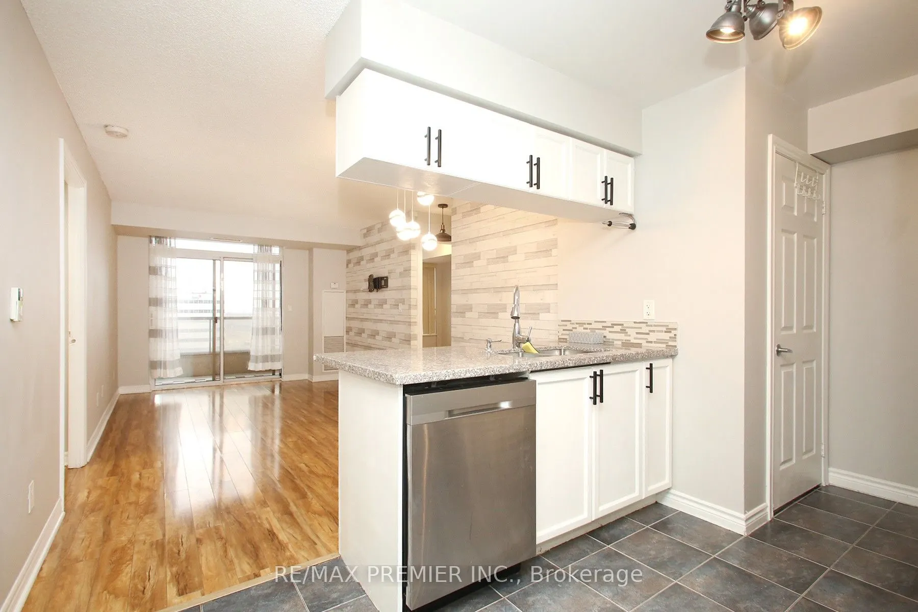 3888 Duke of York Boulevard, #1422