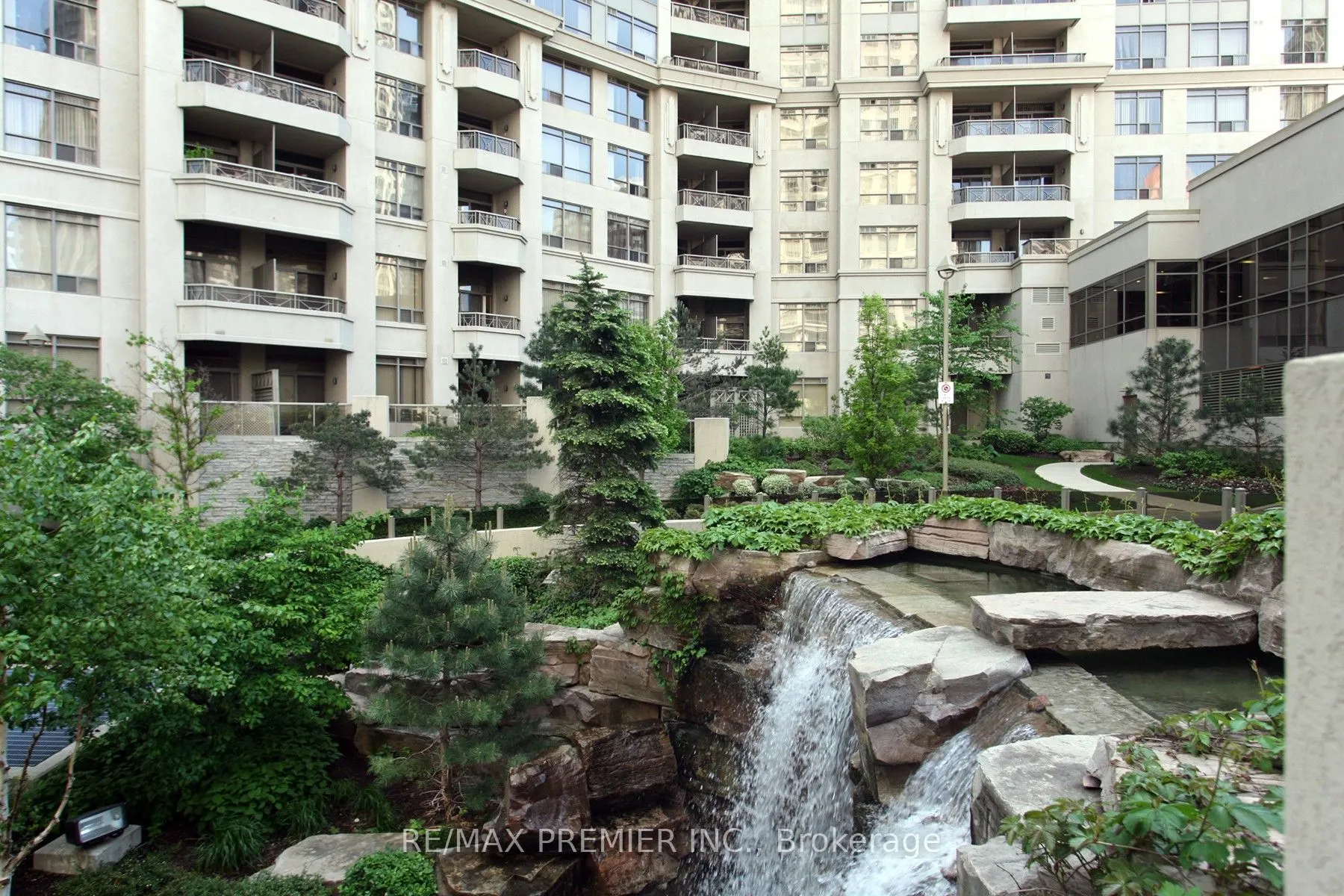 3888 Duke of York Boulevard, #1422