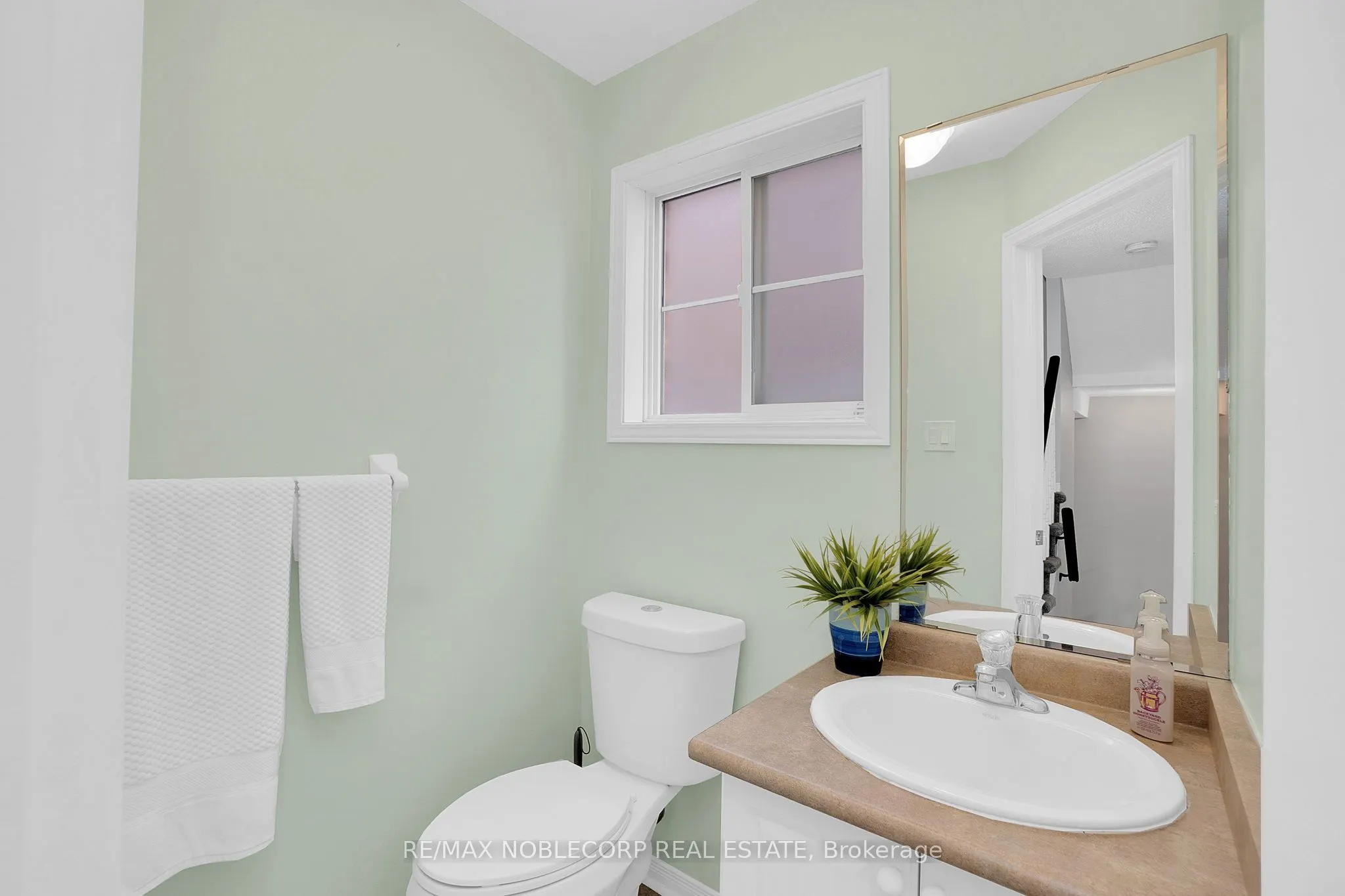 54 Lawren Harris Crescent