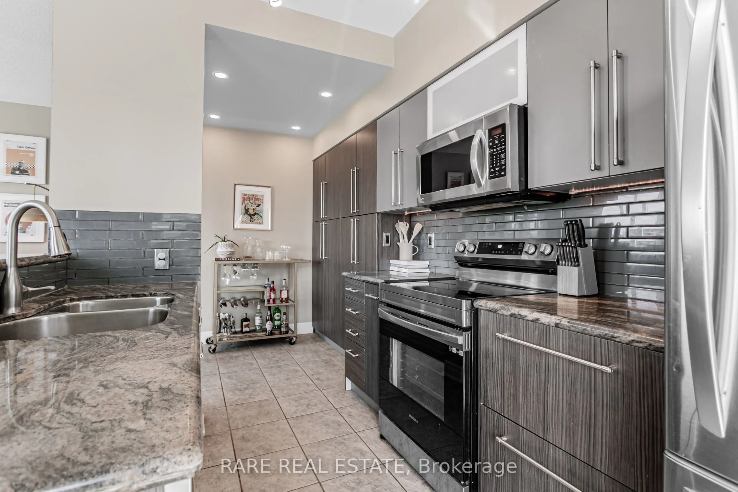 2119 Lake Shore Boulevard W, #703