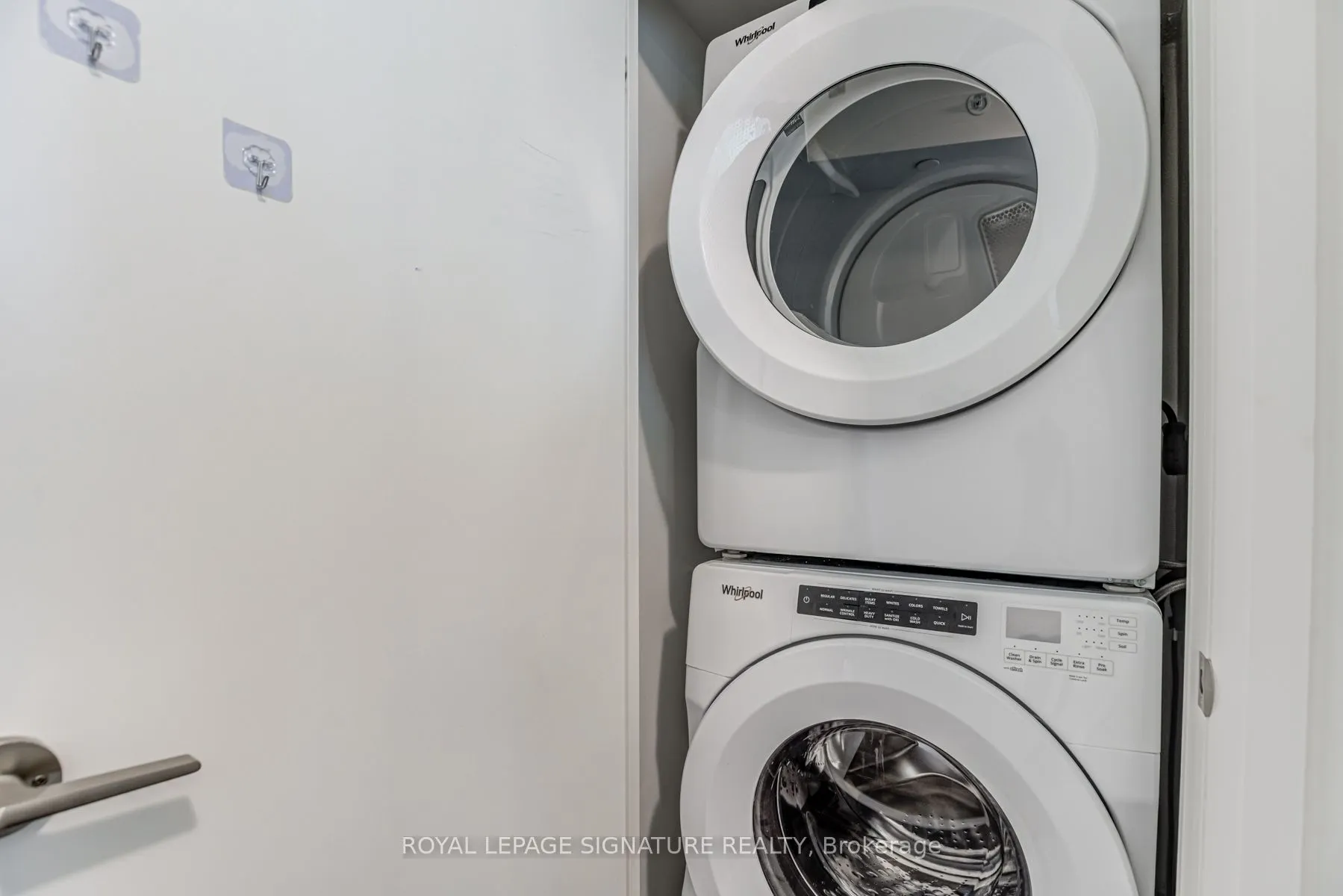 1461 Lawrence Avenue W, #808