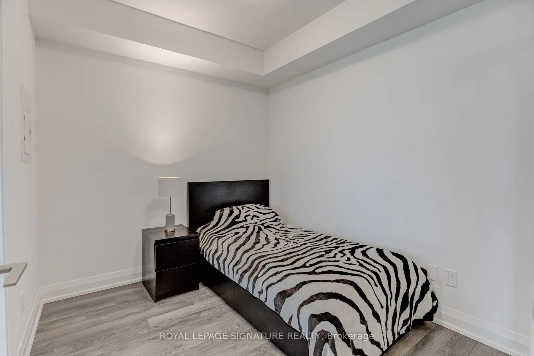 1461 Lawrence Avenue W, #808