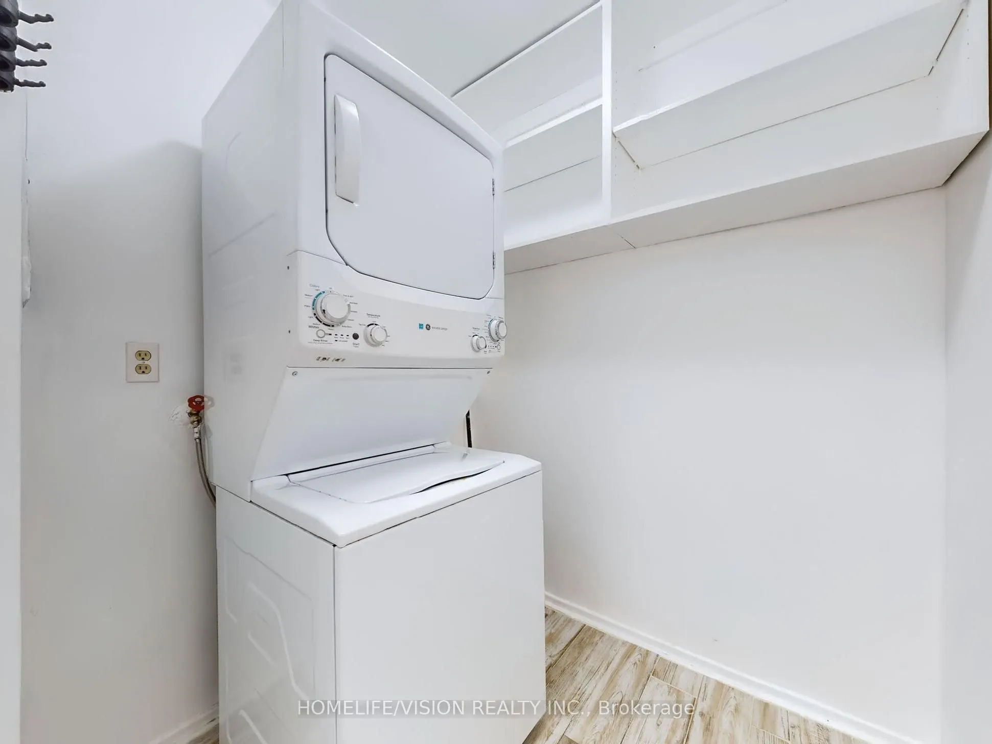 9 Four Winds Drive, #713