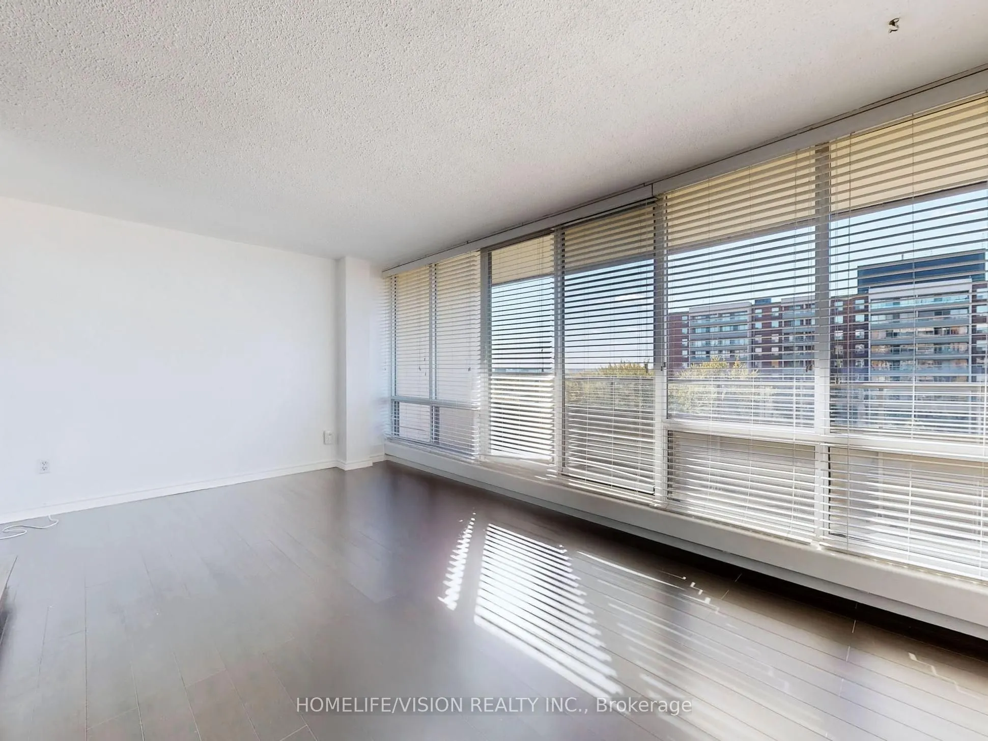 9 Four Winds Drive, #713