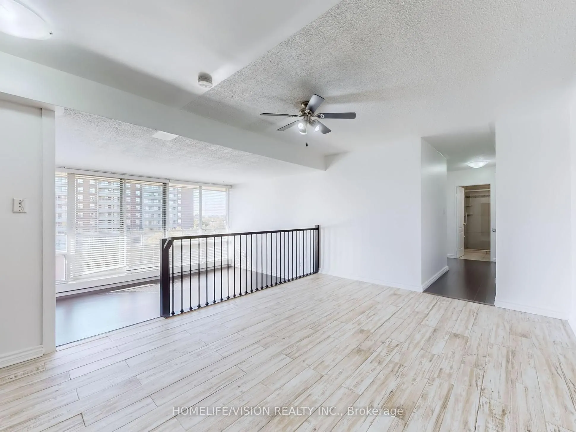 9 Four Winds Drive, #713