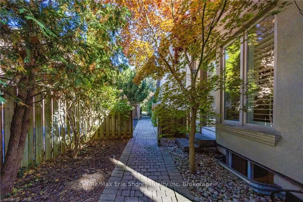 1338 Prince Albert Court