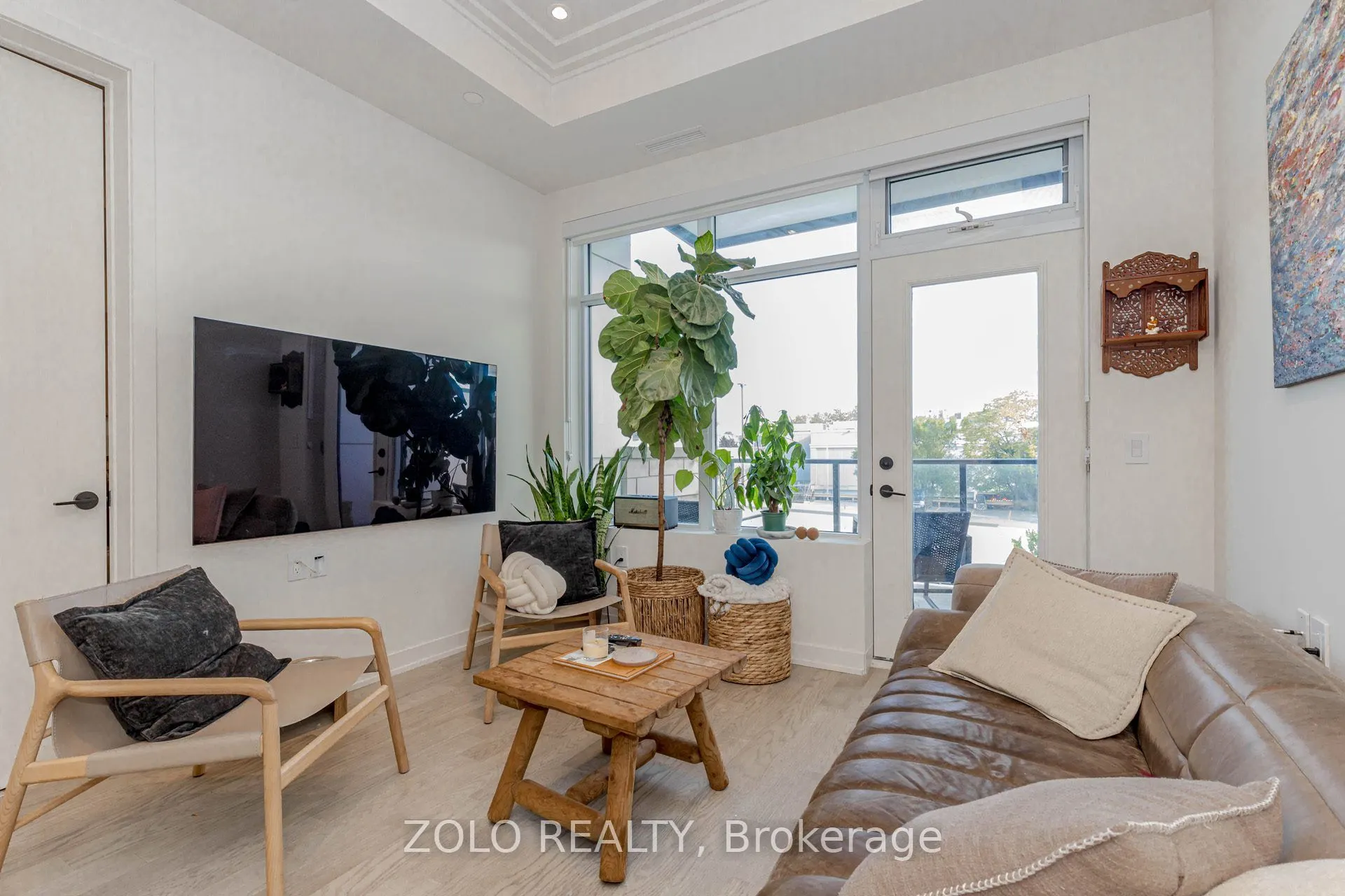 123 Maurice Drive, #208