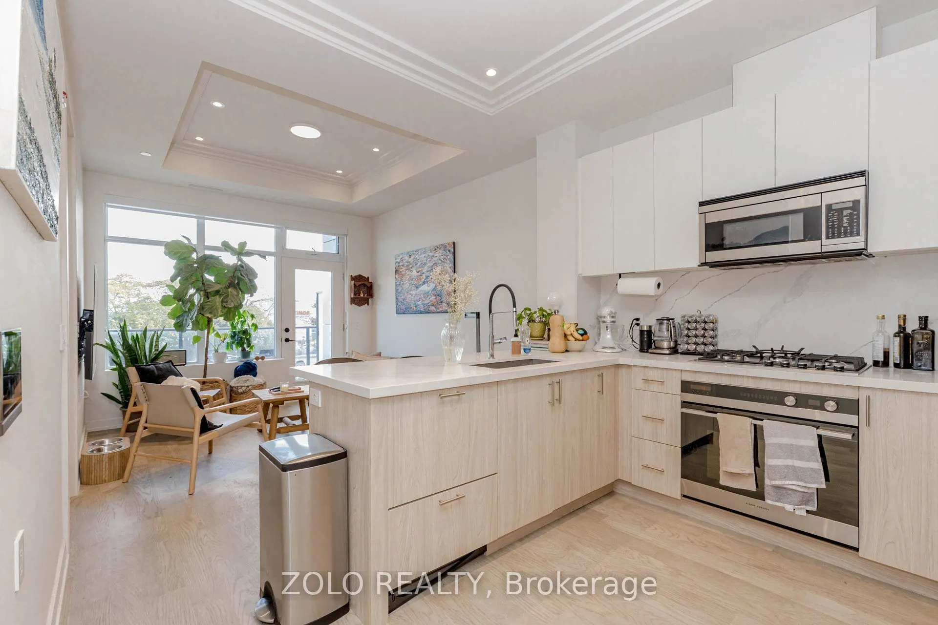 123 Maurice Drive, #208