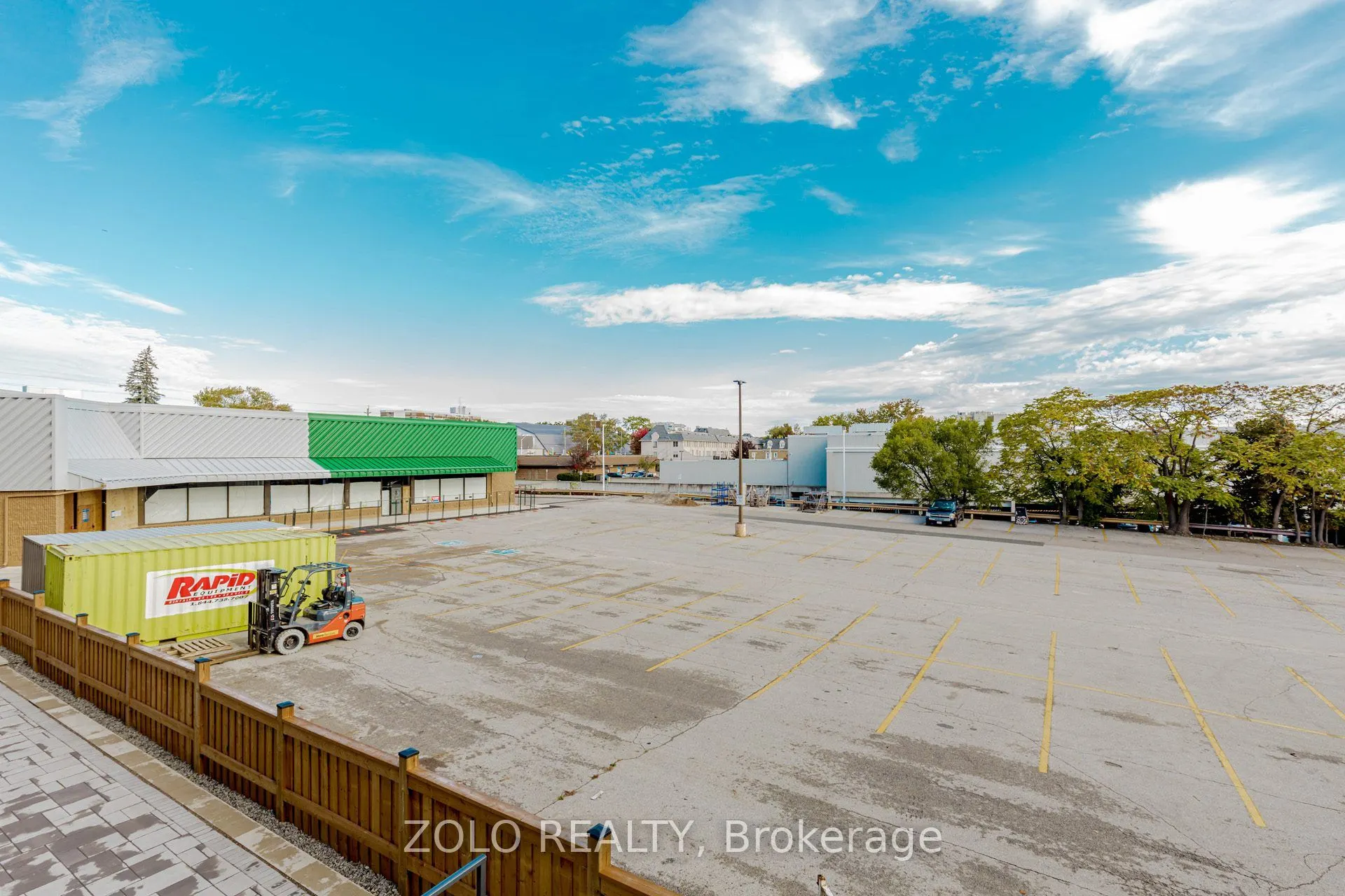 123 Maurice Drive, #208