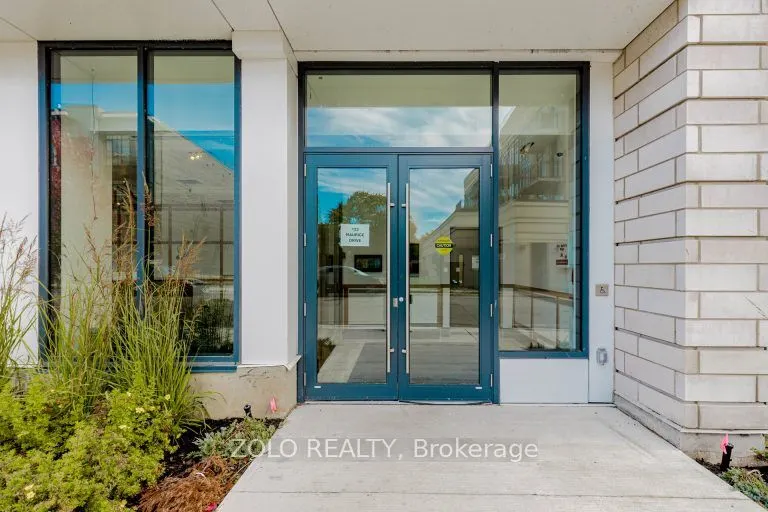 123 Maurice Drive, #208